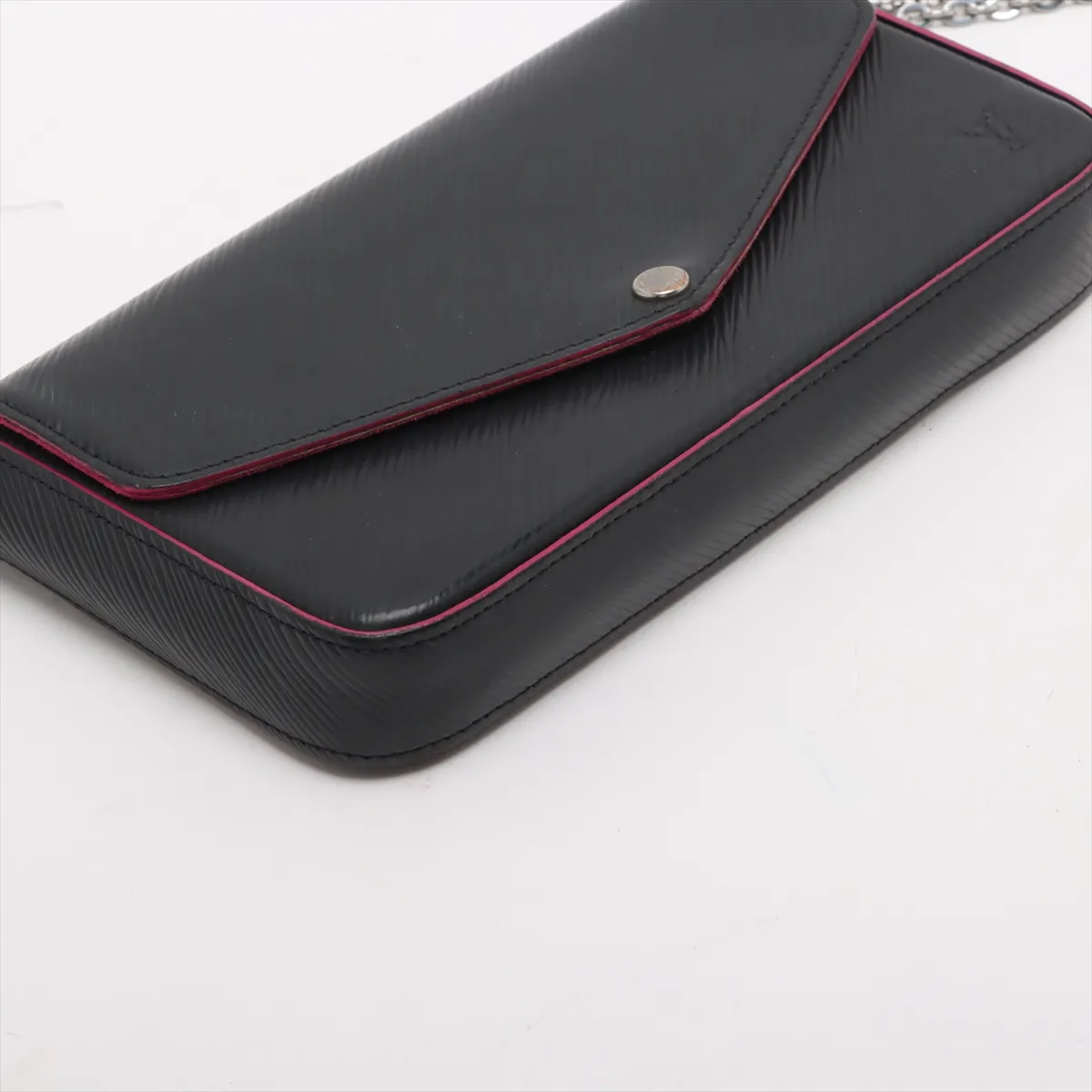 Epi Pochette Félicie M64579 TJ1158 Black x Pink — view 4