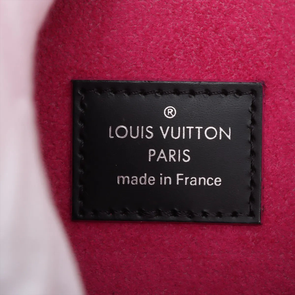 Epi Pochette Félicie M64579 TJ1158 Black x Pink — view 10
