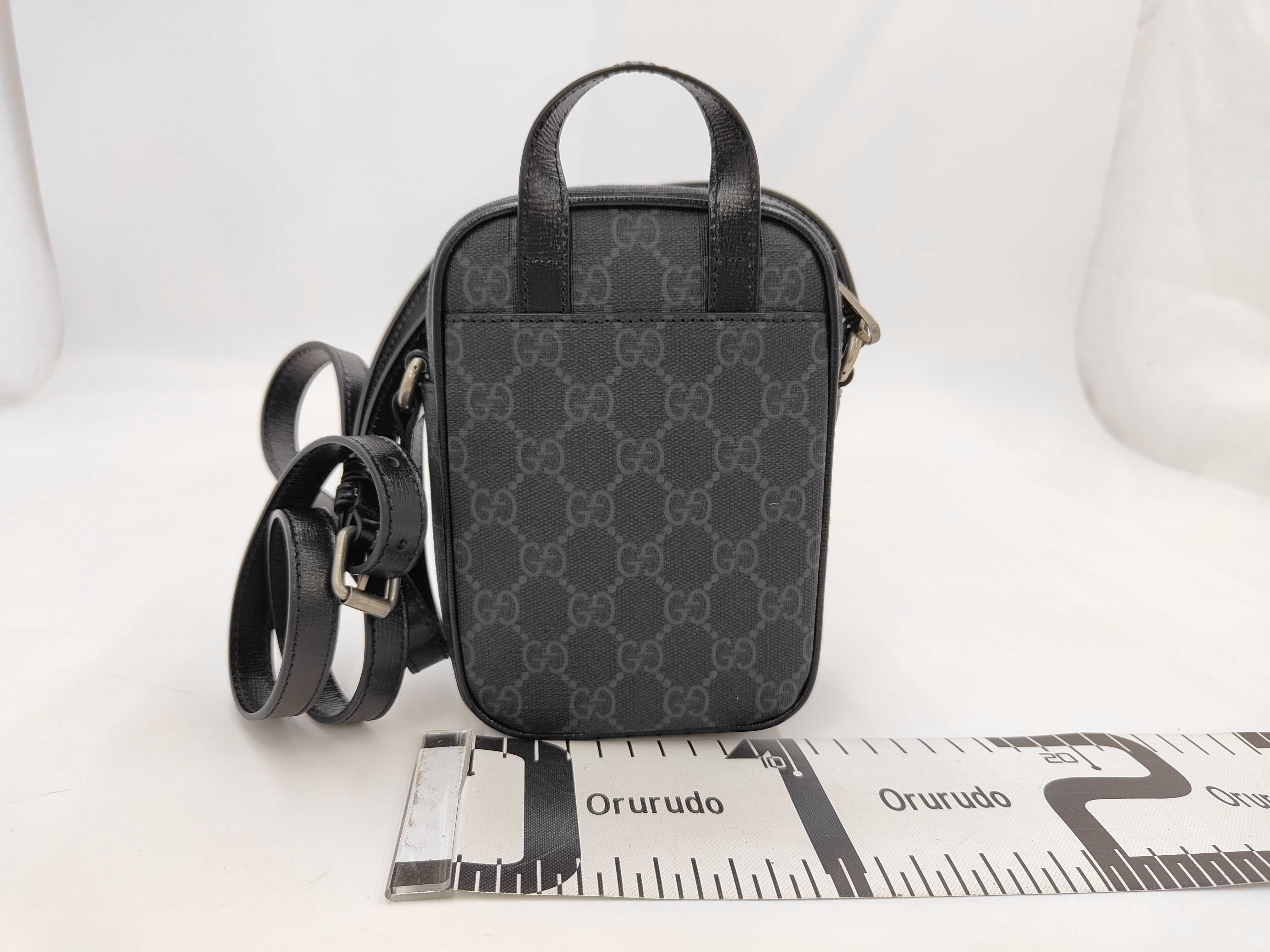 GG Canvas Shoulder Bag — view 2