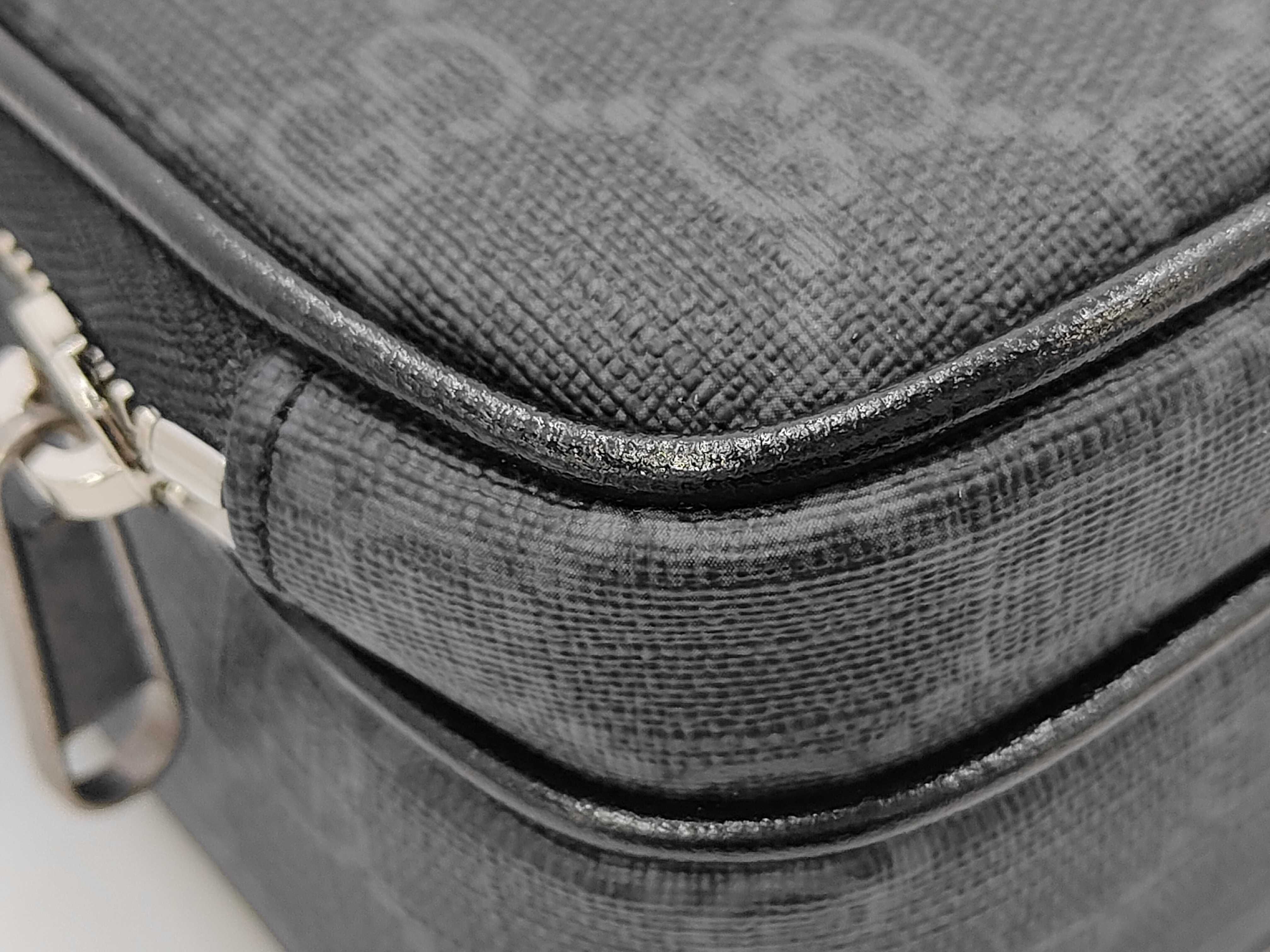 GG Canvas Shoulder Bag — view 5