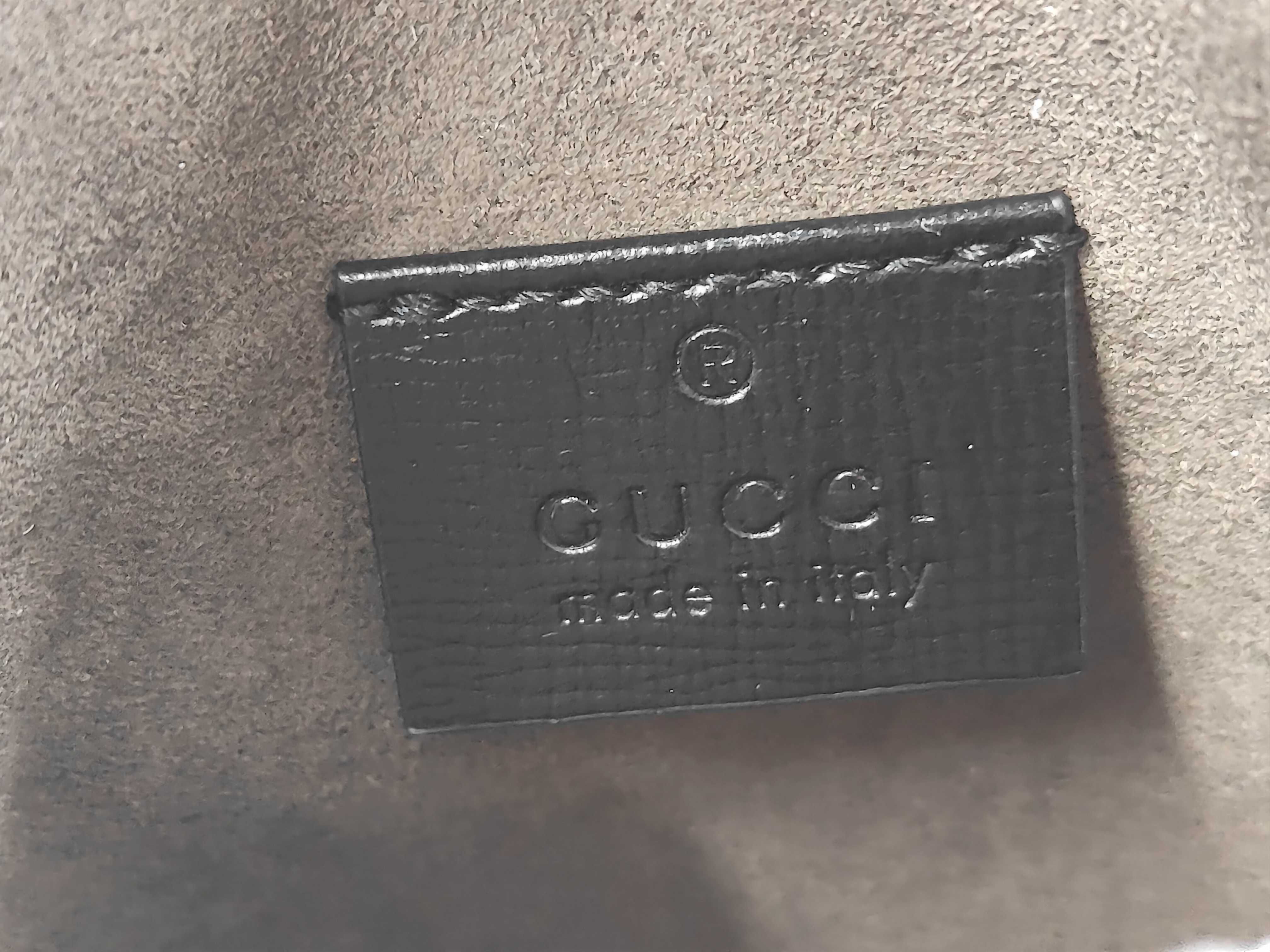 GG Canvas Shoulder Bag — view 9