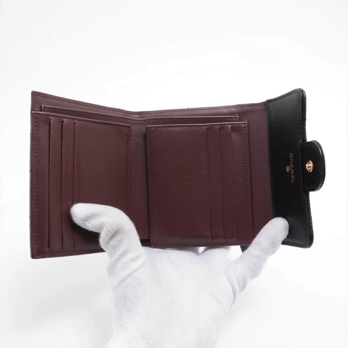 Matelassé Caviar Skin Compact Wallet, Black with Gold Hardware, LH6E1UUK — view 4