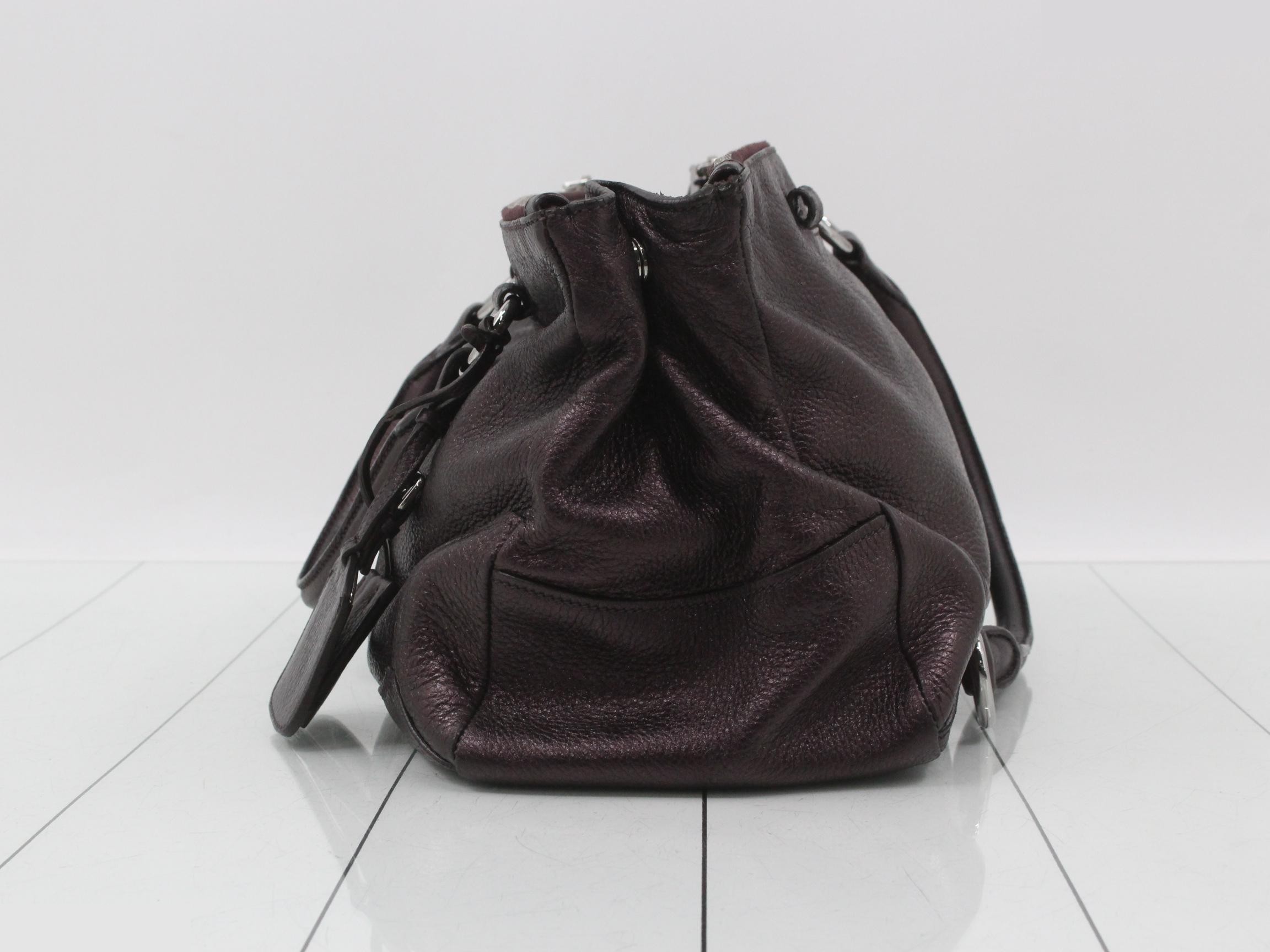handbag — view 3