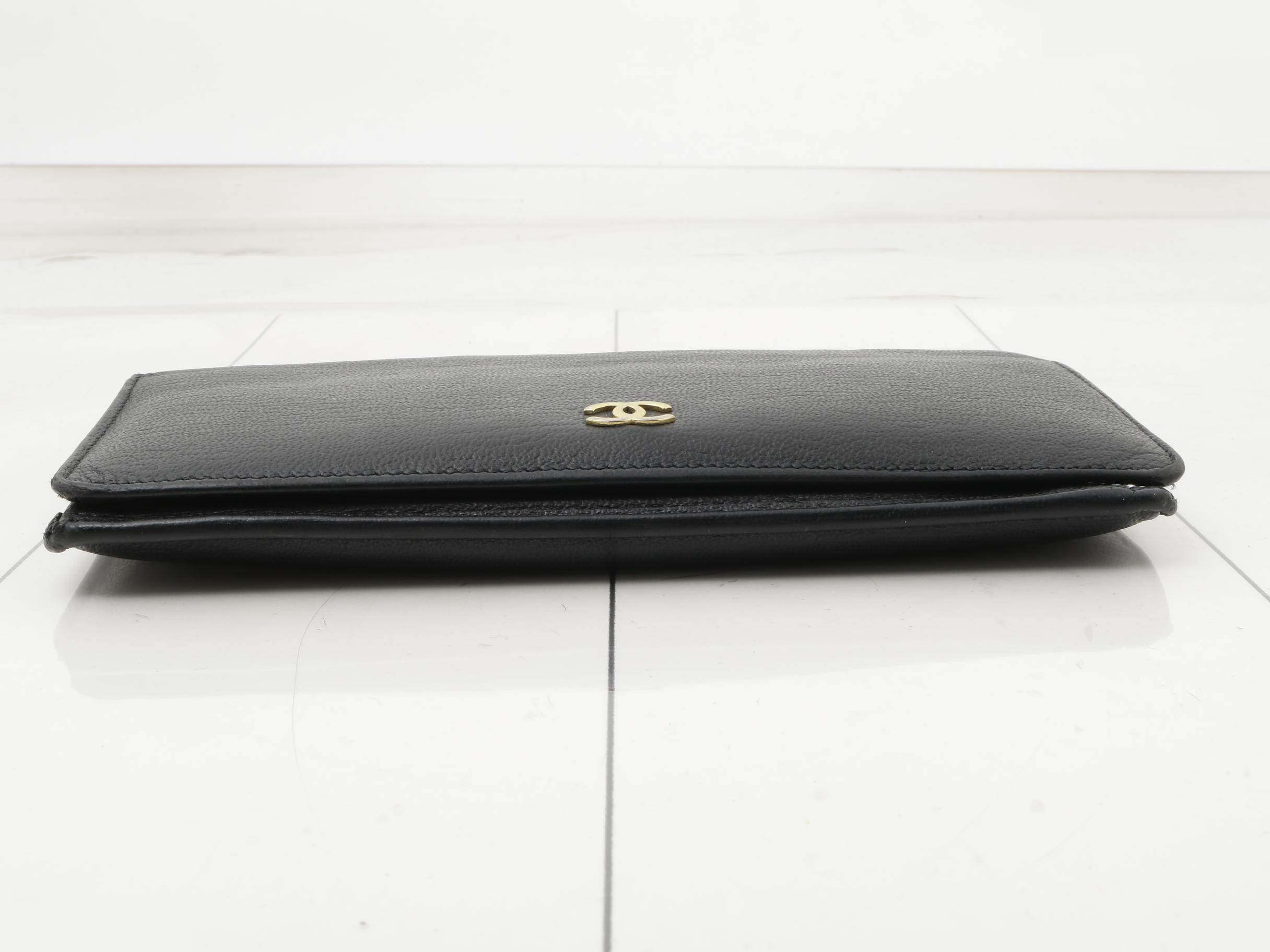 Caviar skin (bags) and wallets — view 3