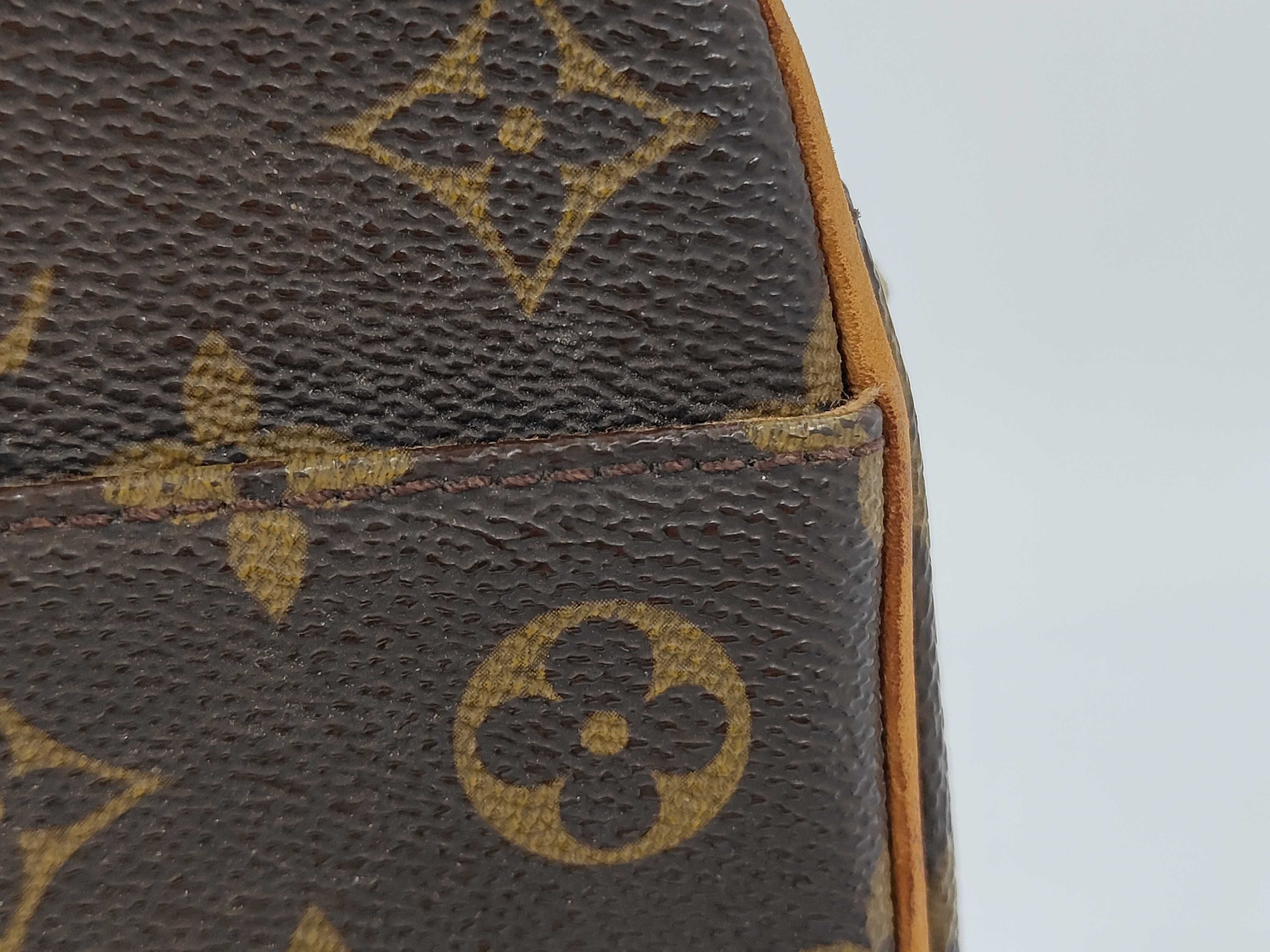 Monogram Pochette Gange CA0054 Shoulder Bag — view 5