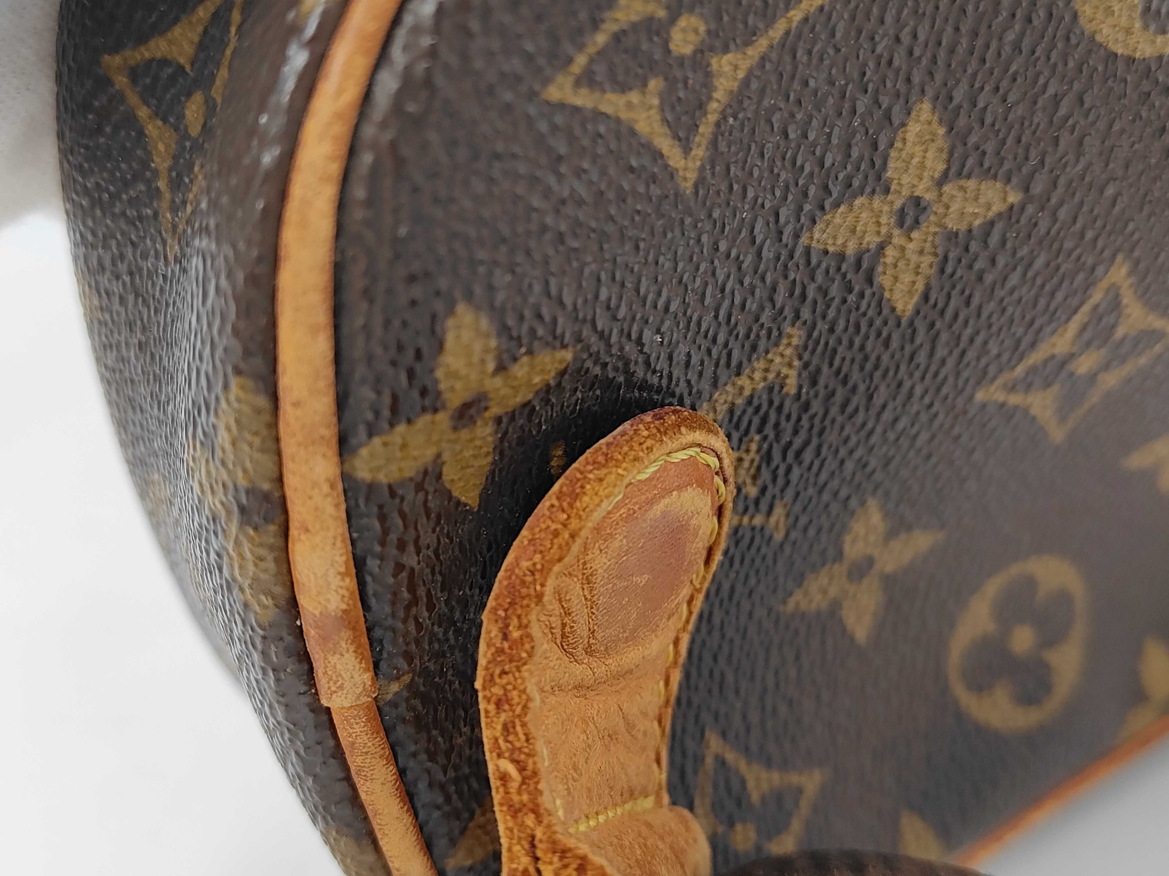 Monogram Pochette Gange CA0054 Shoulder Bag — view 6