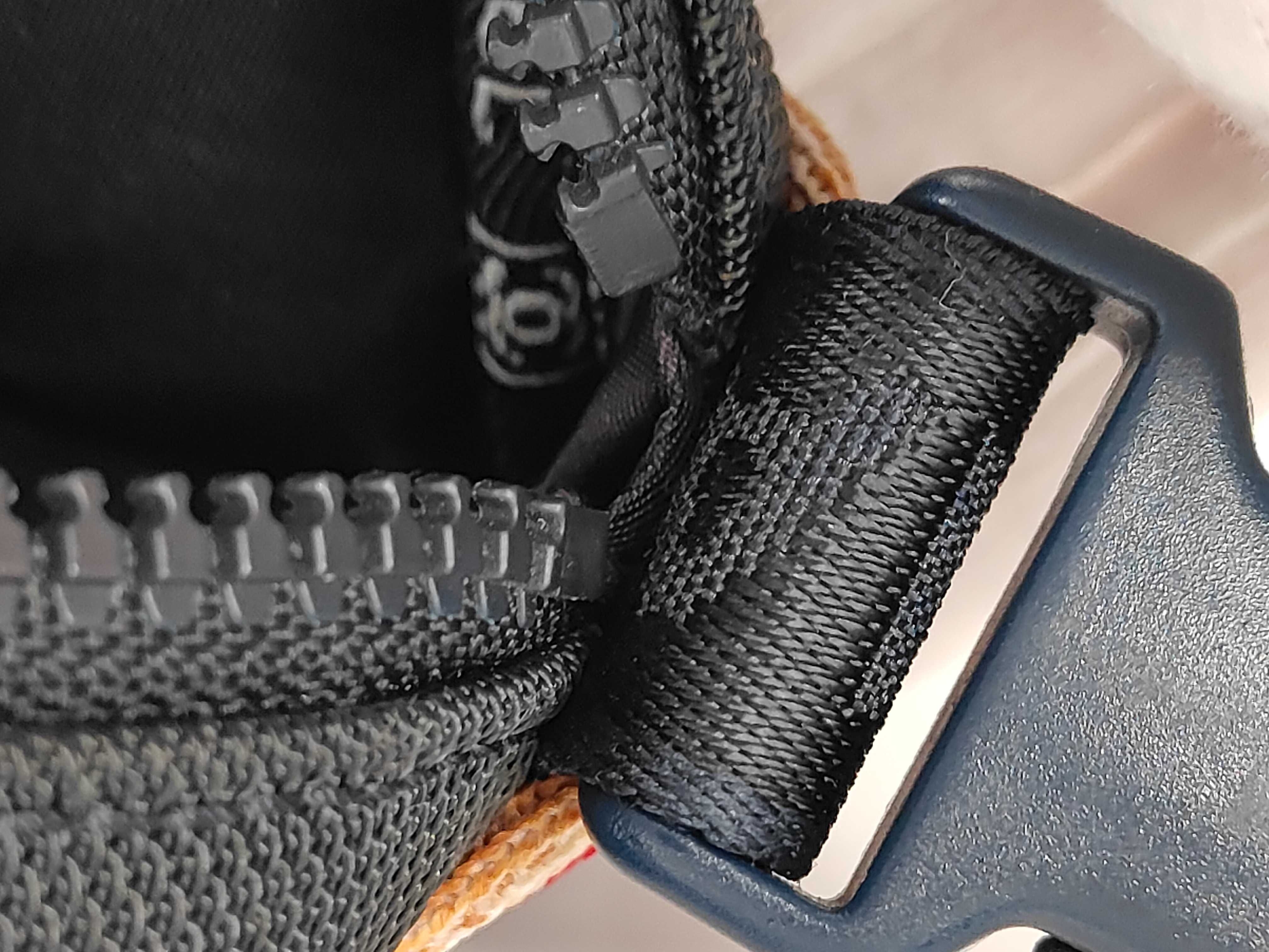 Sport Coco Mark Nylon Chain Shoulder Bag — view 9