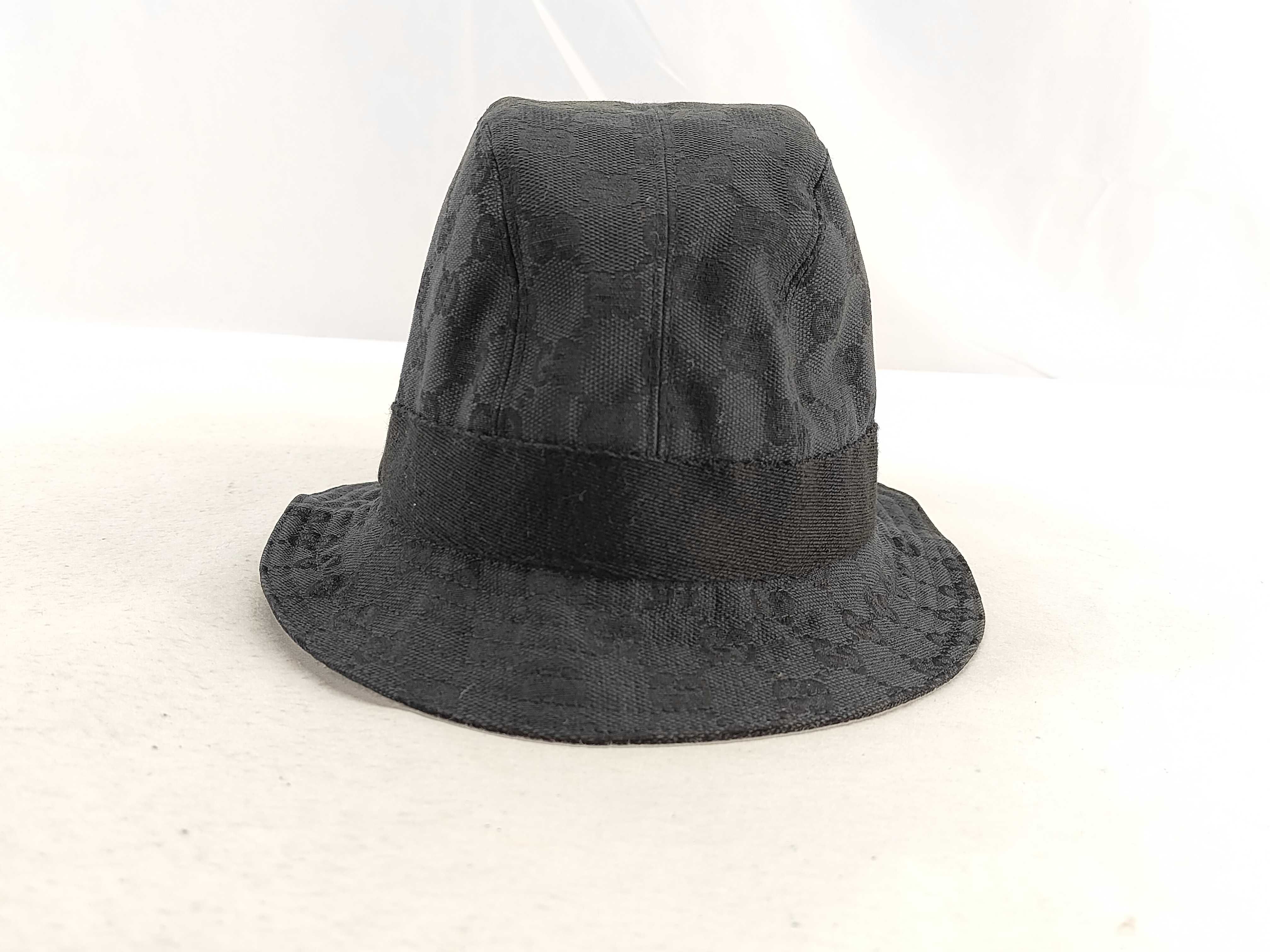 Hat and other accessories — view 3