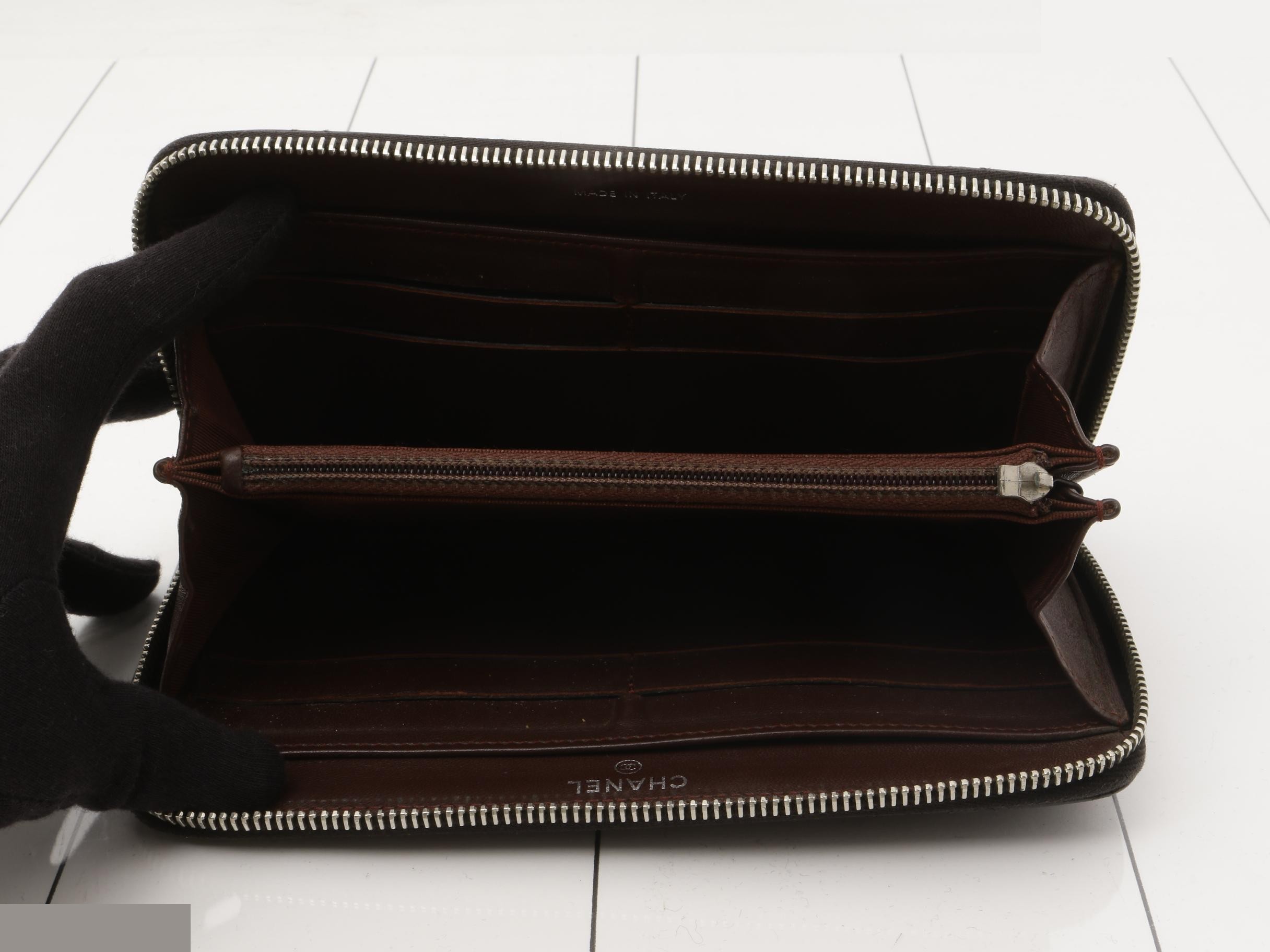 Matelassé (bags) and wallets — view 4