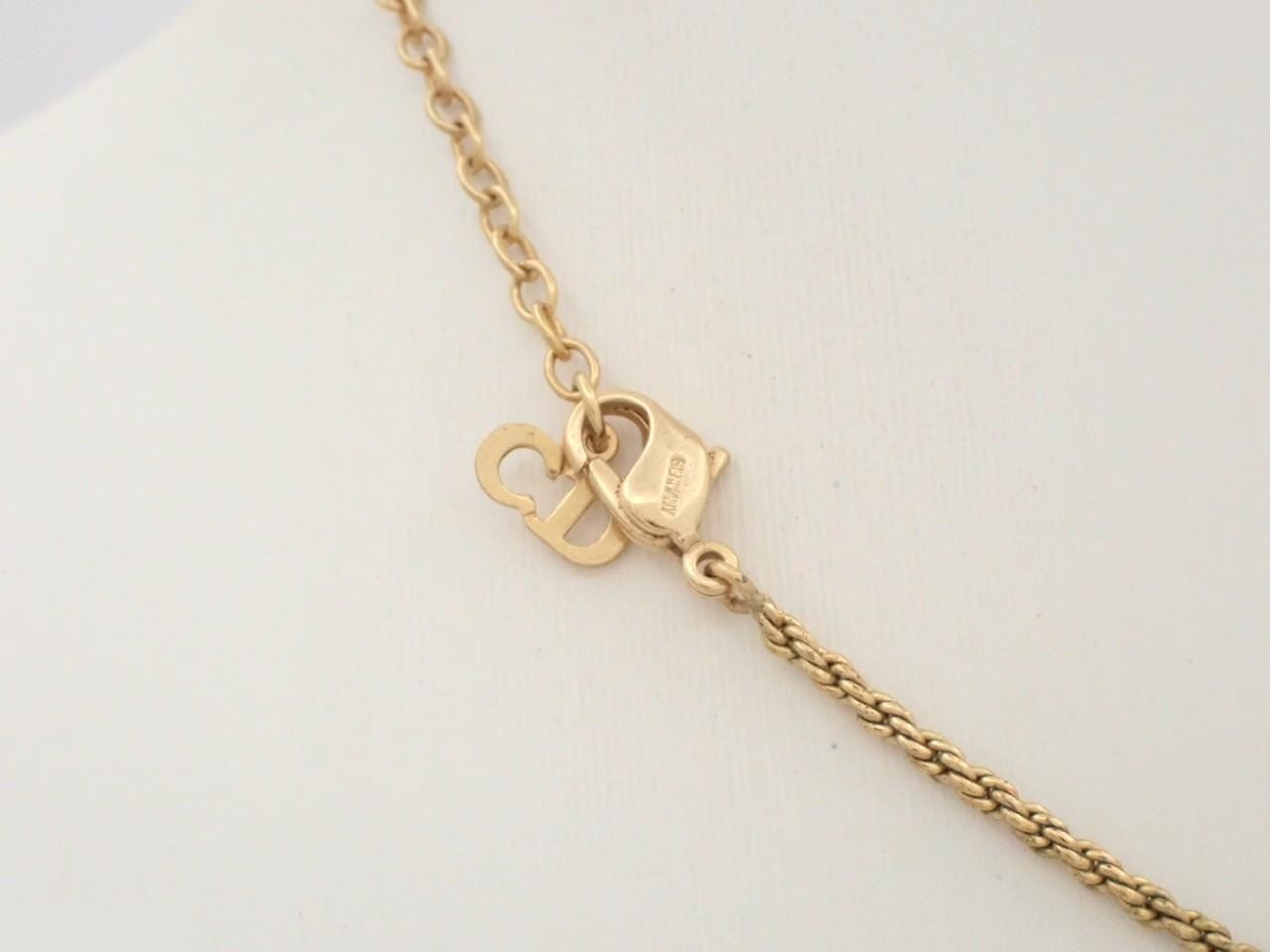 Gold necklace, chain approximately 42cm — view 2