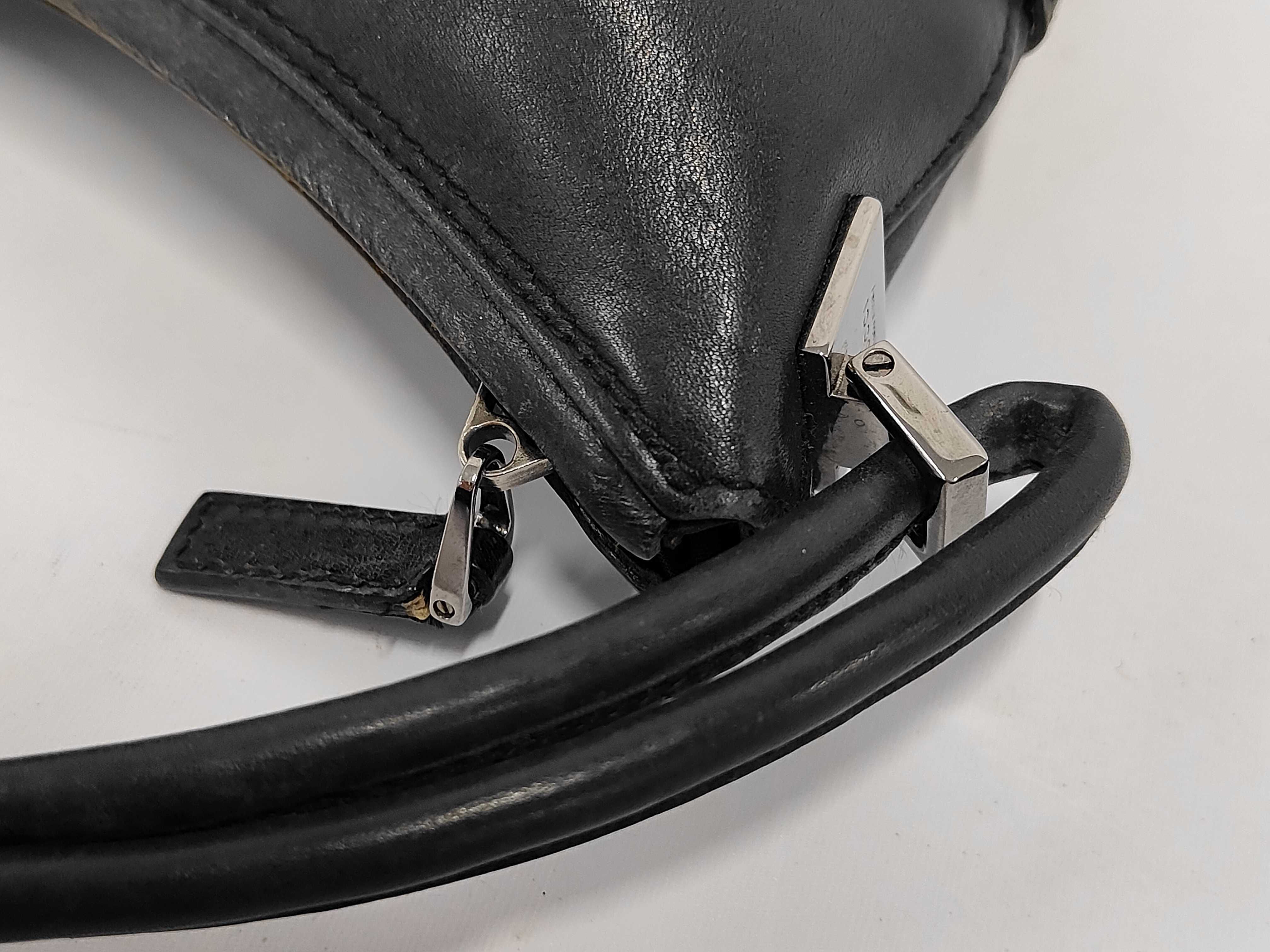 One-Shoulder Leather Shoulder Bag — view 7