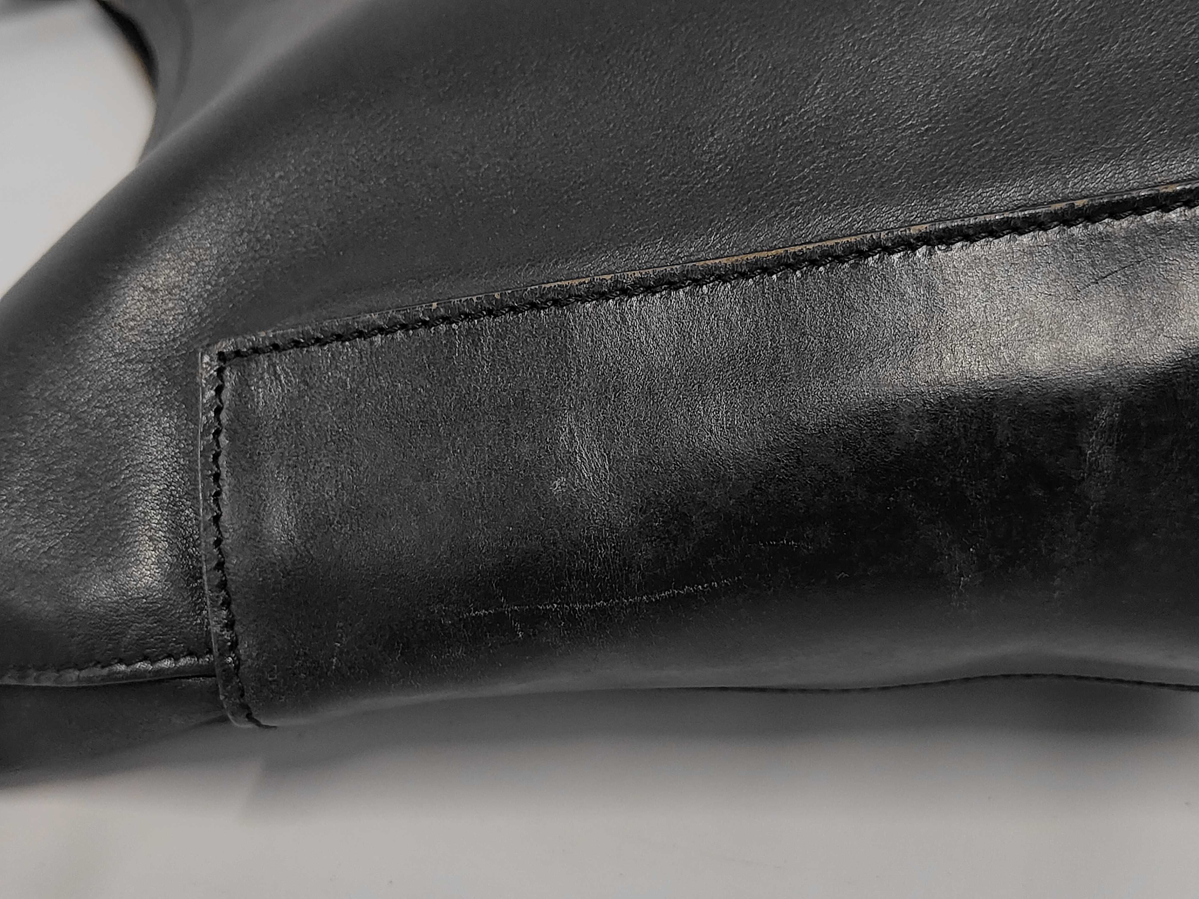 One-Shoulder Leather Shoulder Bag — view 10