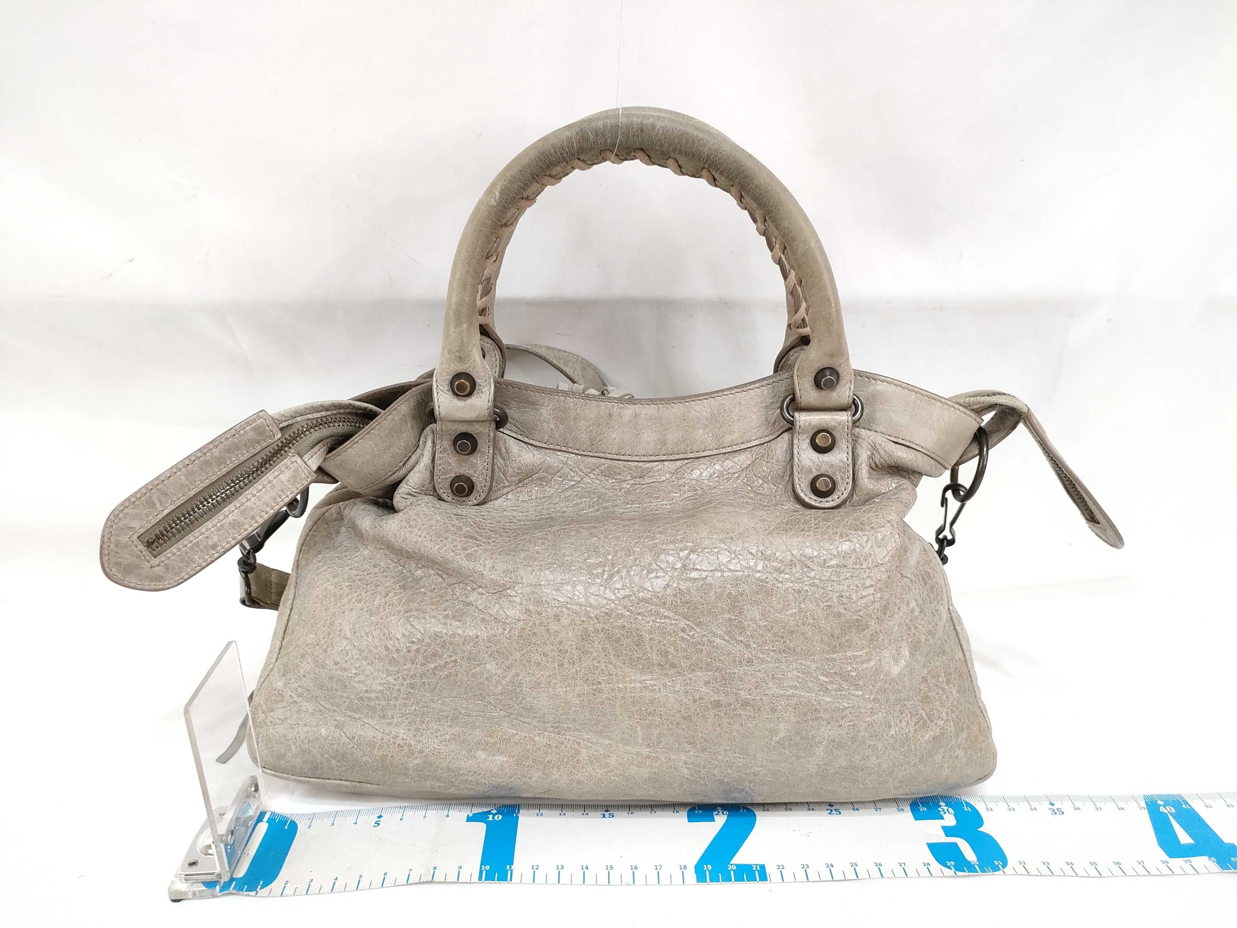 The Town Giant 2-Way Shoulder Bag — view 2