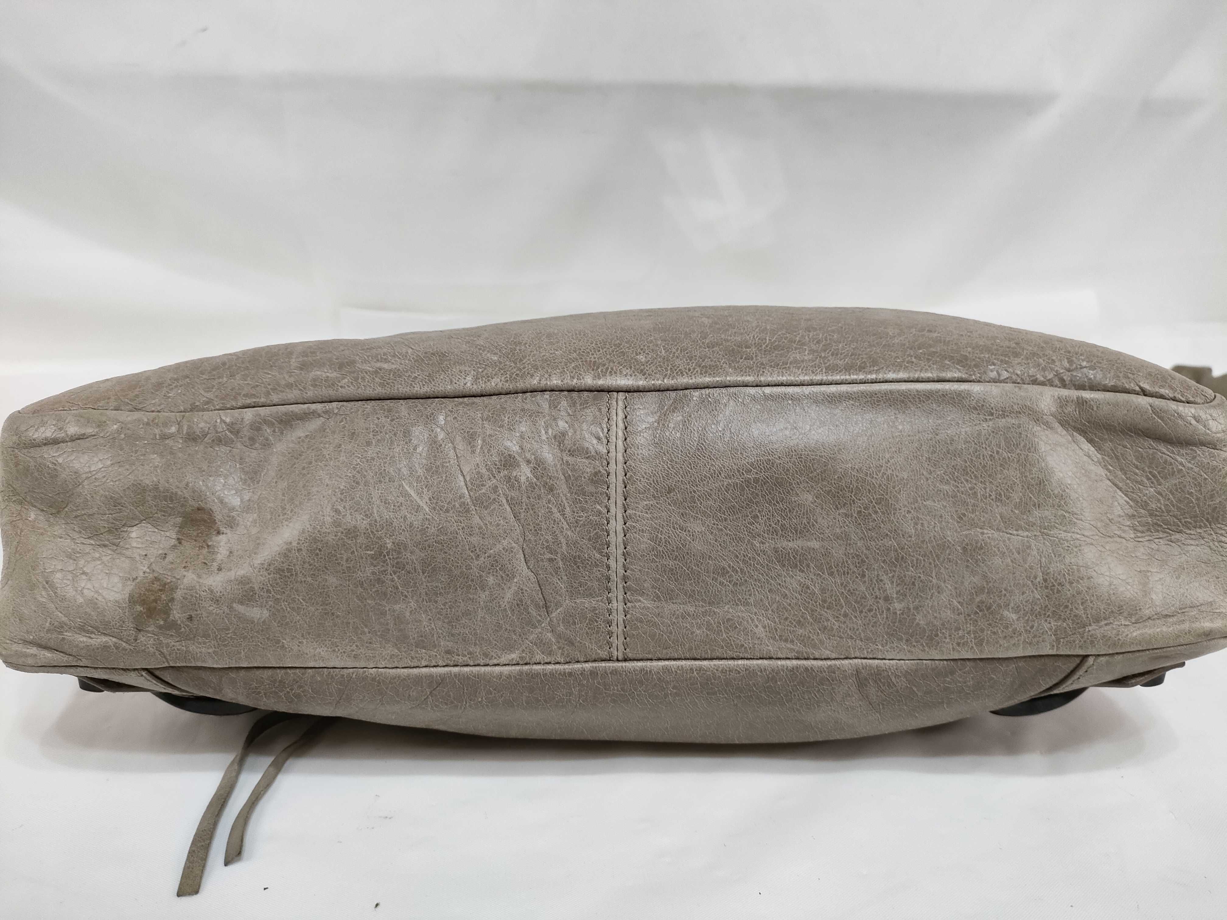 The Town Giant 2-Way Shoulder Bag — view 8