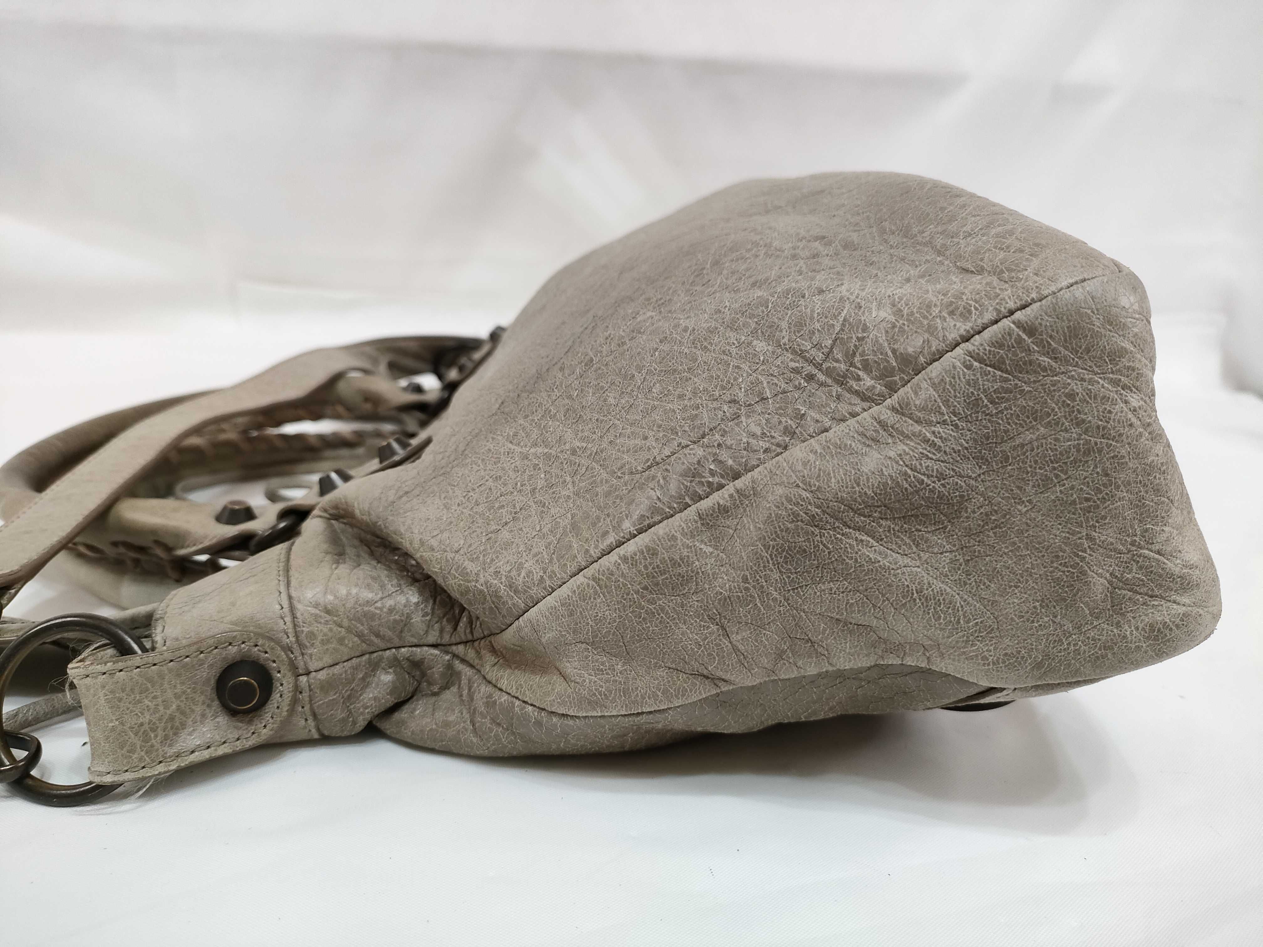 The Town Giant 2-Way Shoulder Bag — view 9