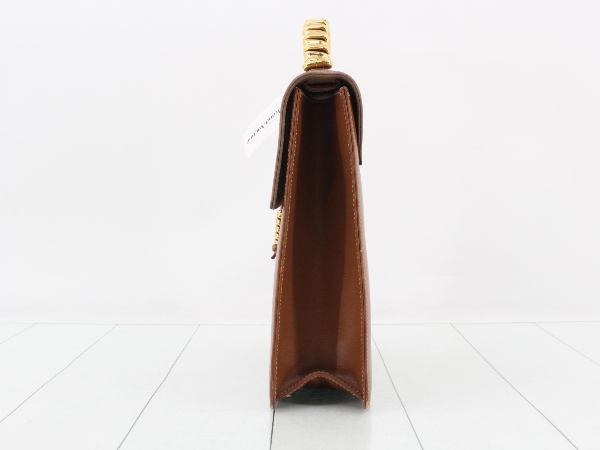 handbag — view 3