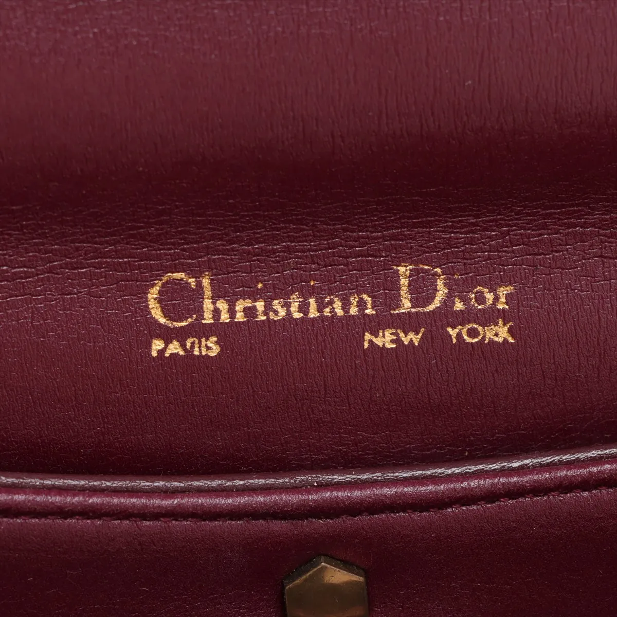 Trotter Leather Shoulder Bag Red — view 12