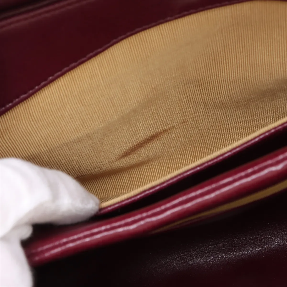 Trotter Leather Shoulder Bag Red — view 15