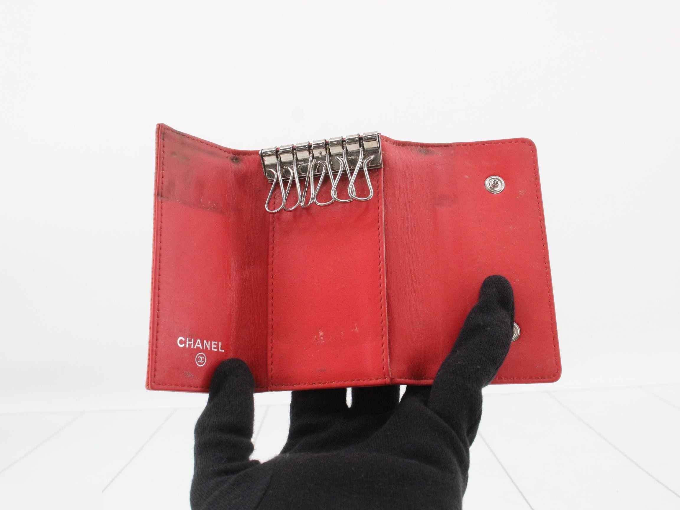 Caviar leather Coco Mark 6-key case — view 4