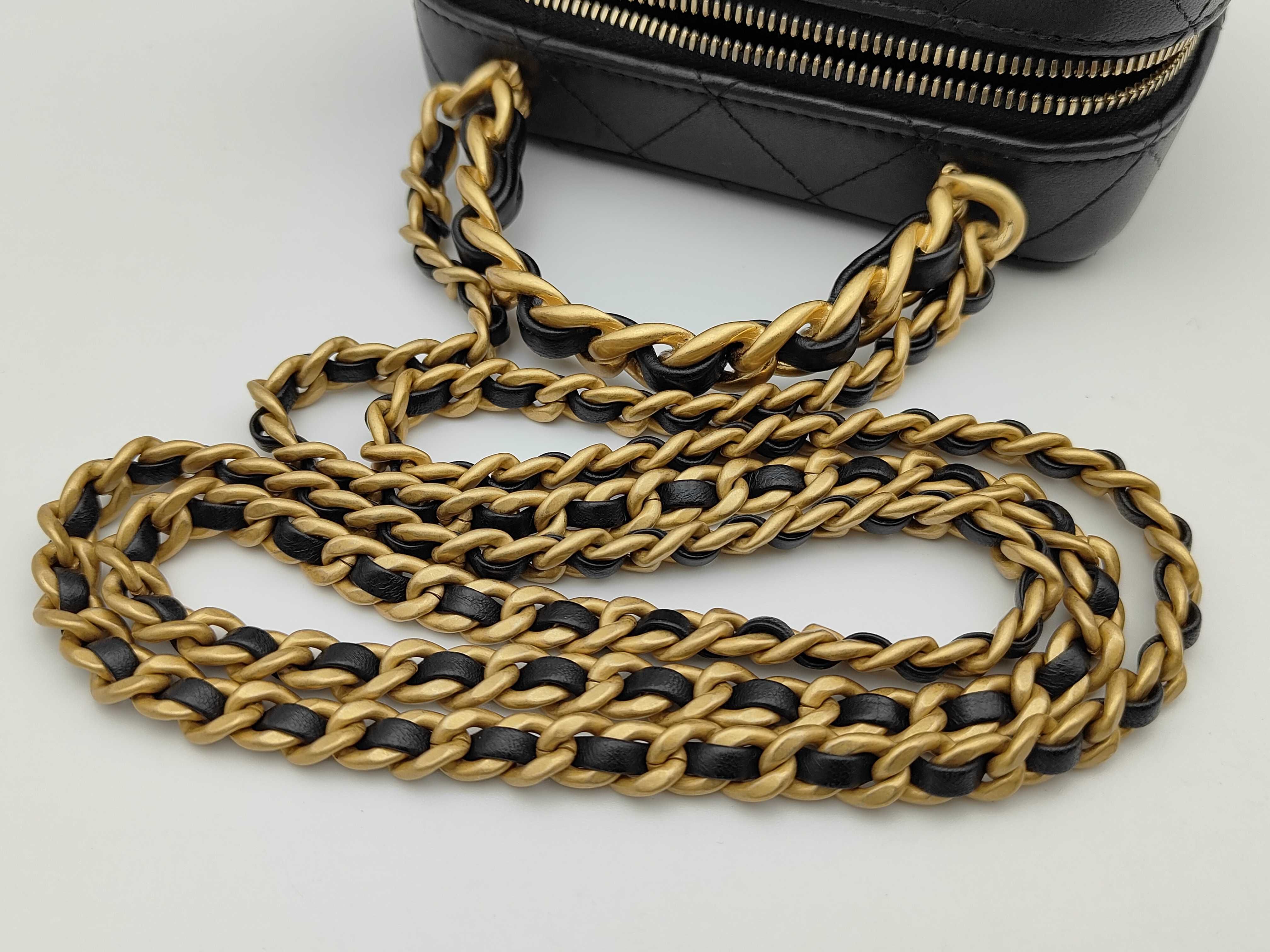 Matelassé Handbag — view 11