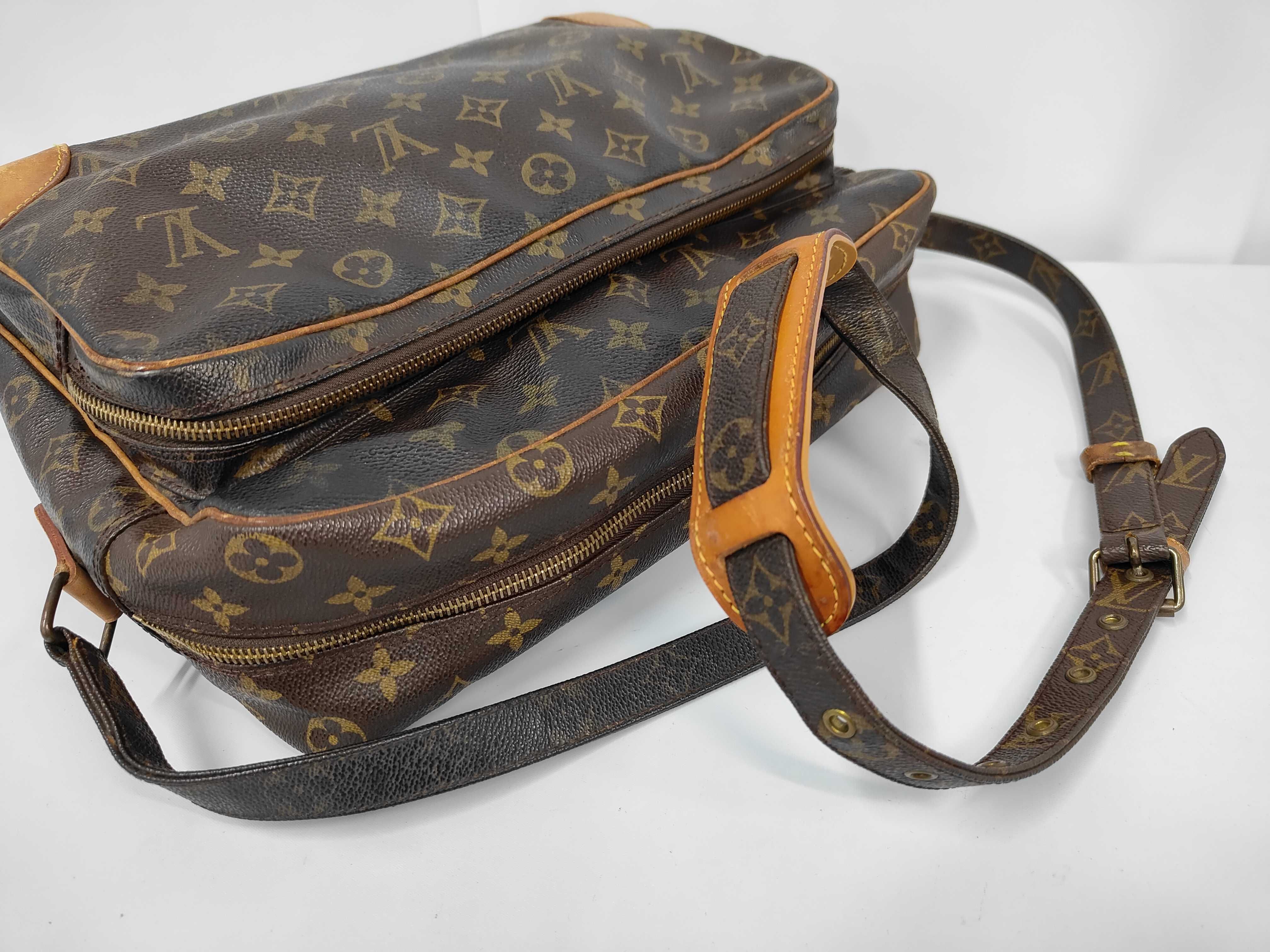 M45242 Monogram Nile GM Shoulder Bag — view 3