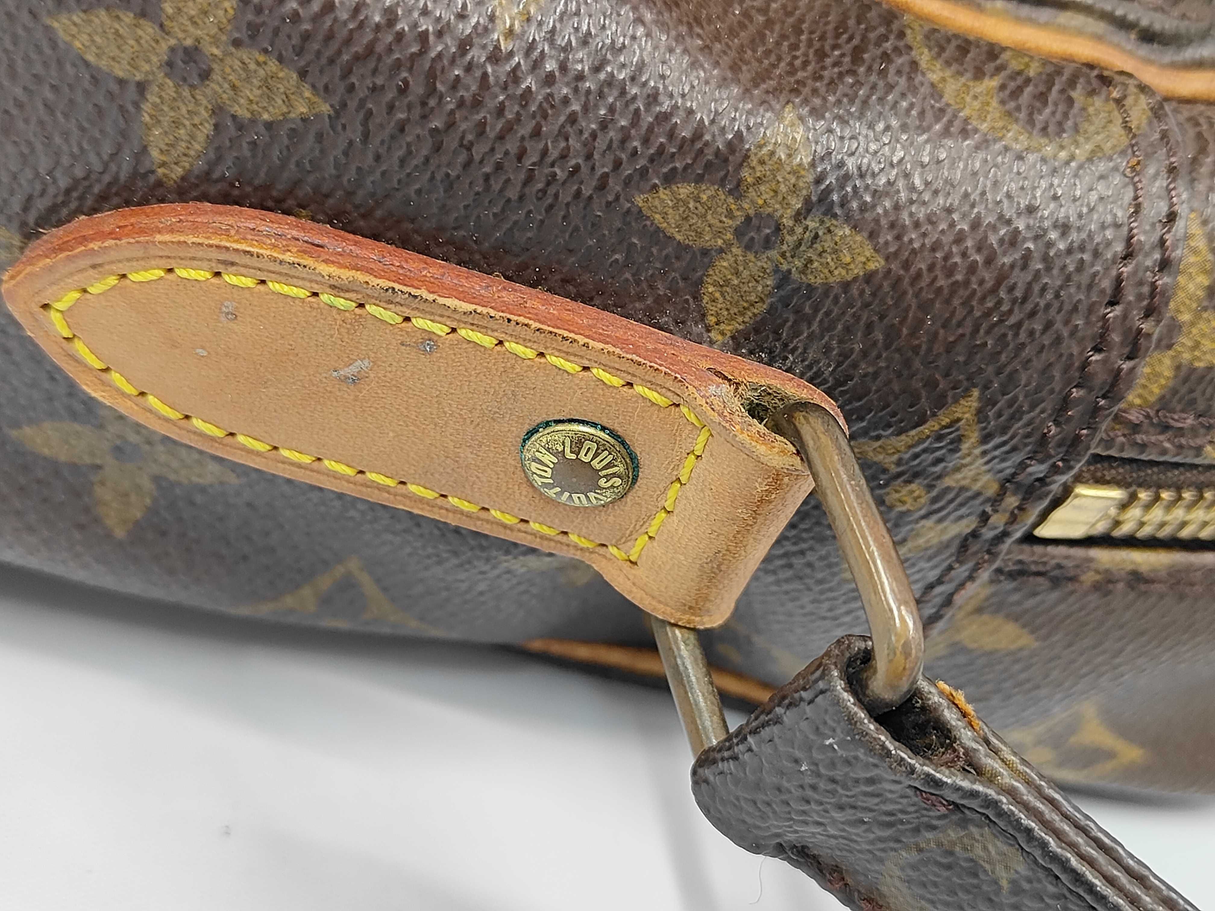 M45242 Monogram Nile GM Shoulder Bag — view 5