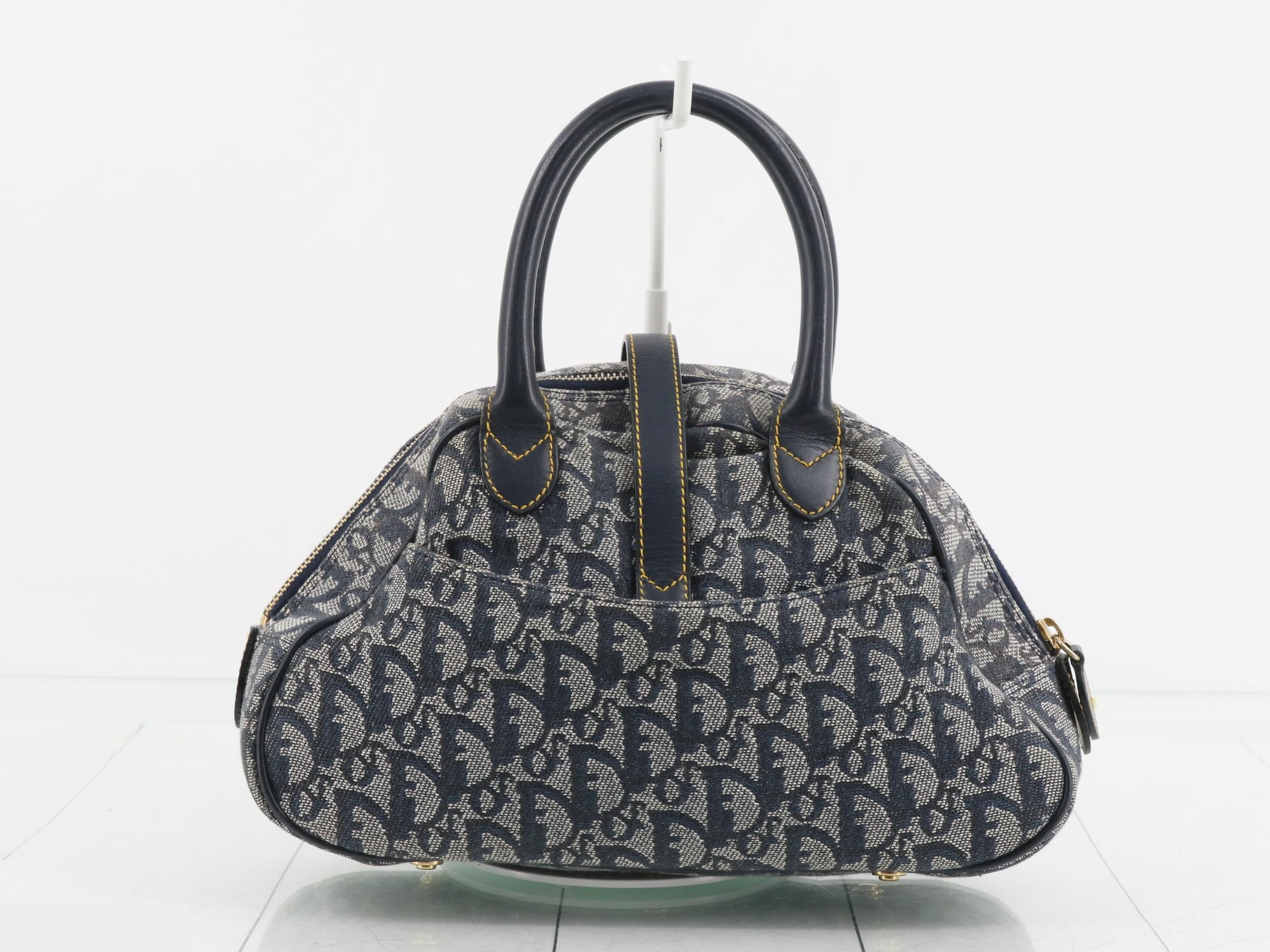 Double Saddle Trotter (Bag) - Handbag — view 2