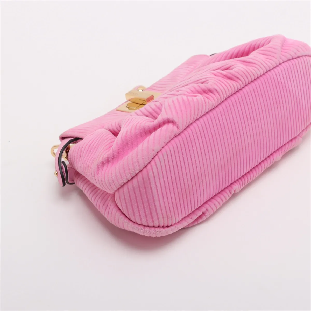 Peekaboo Suede Chain Shoulder Bag Pink 8BP118 — view 4