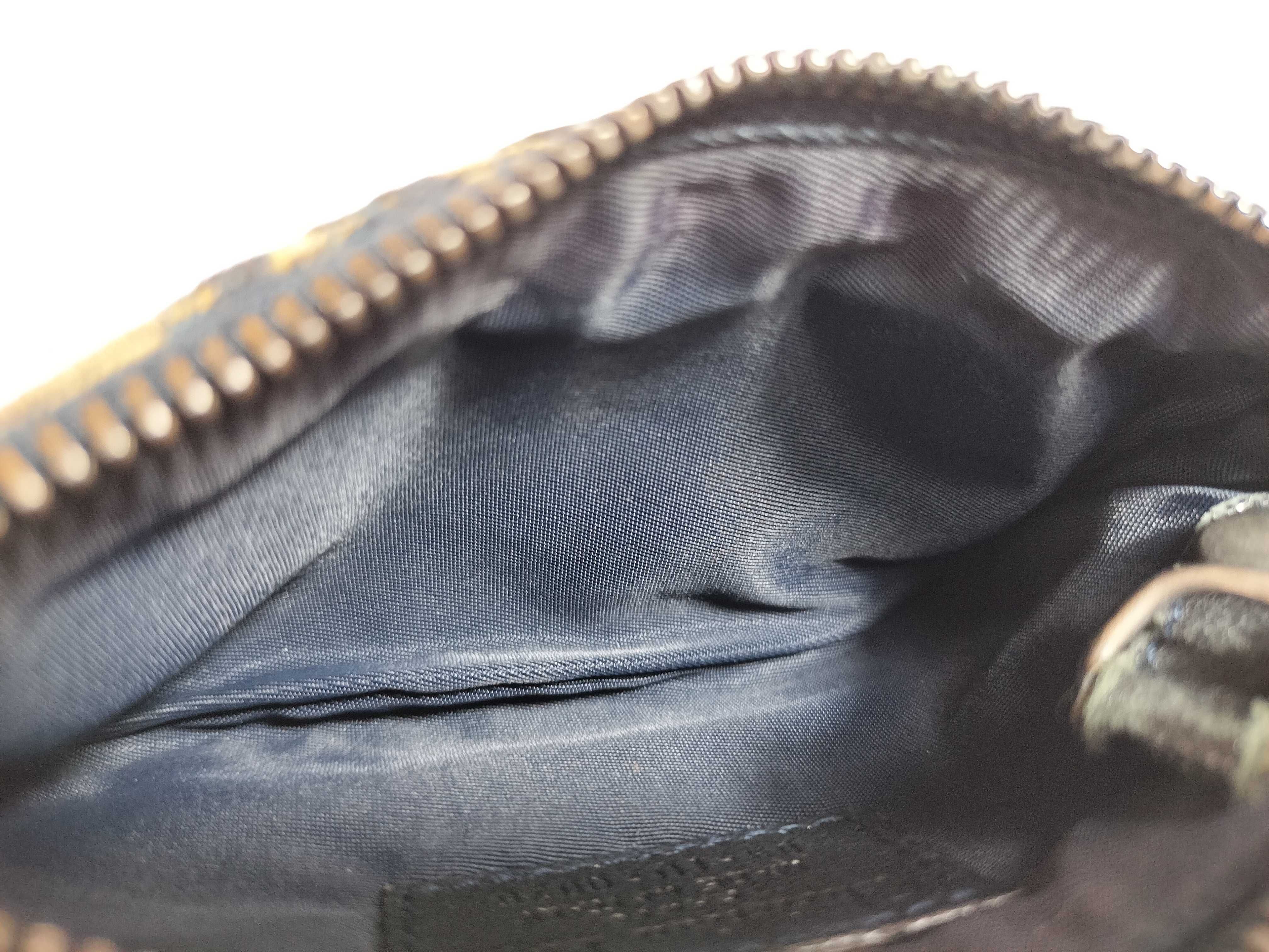 coin case — view 7