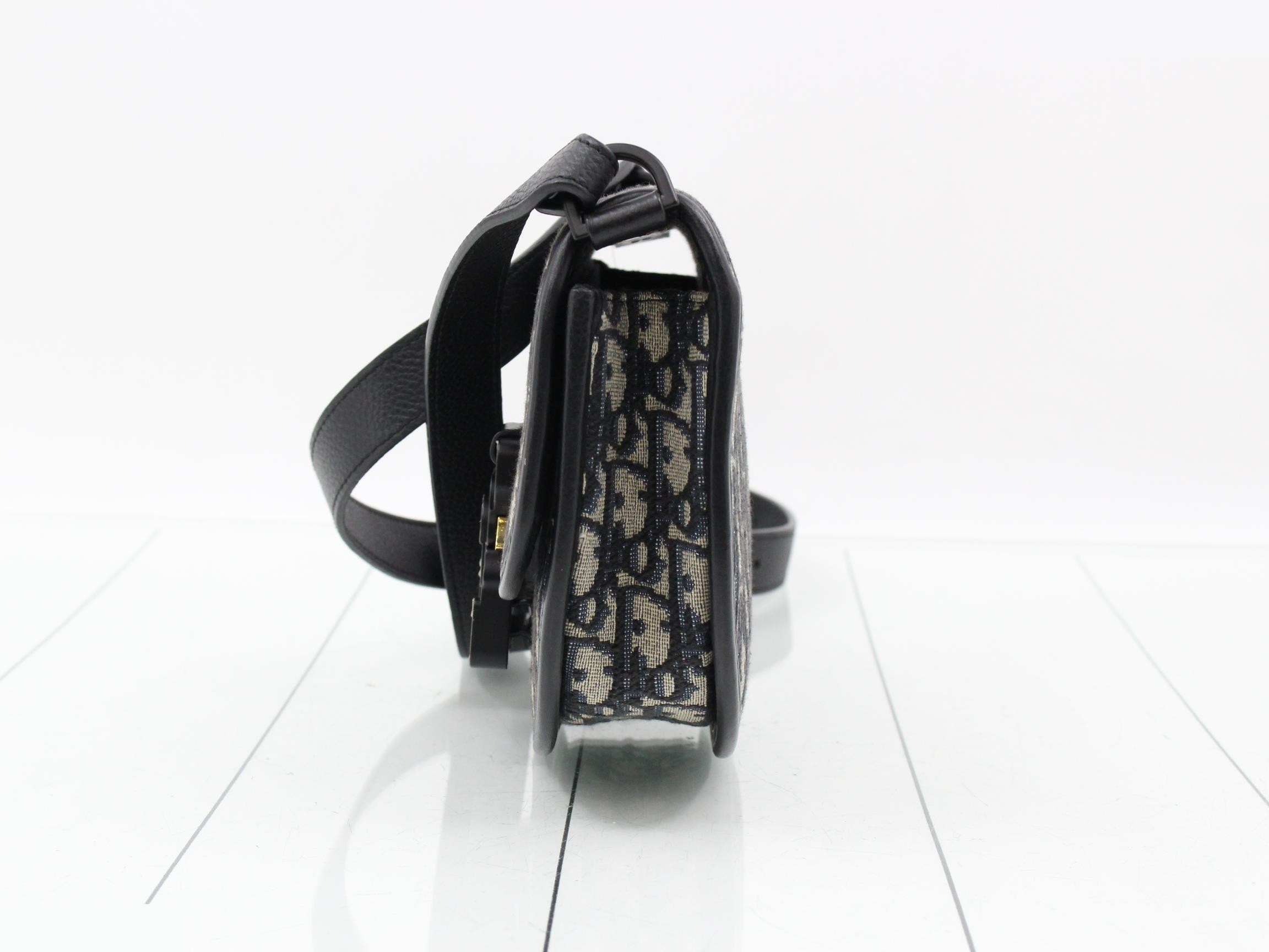 Shoulder bag — view 3