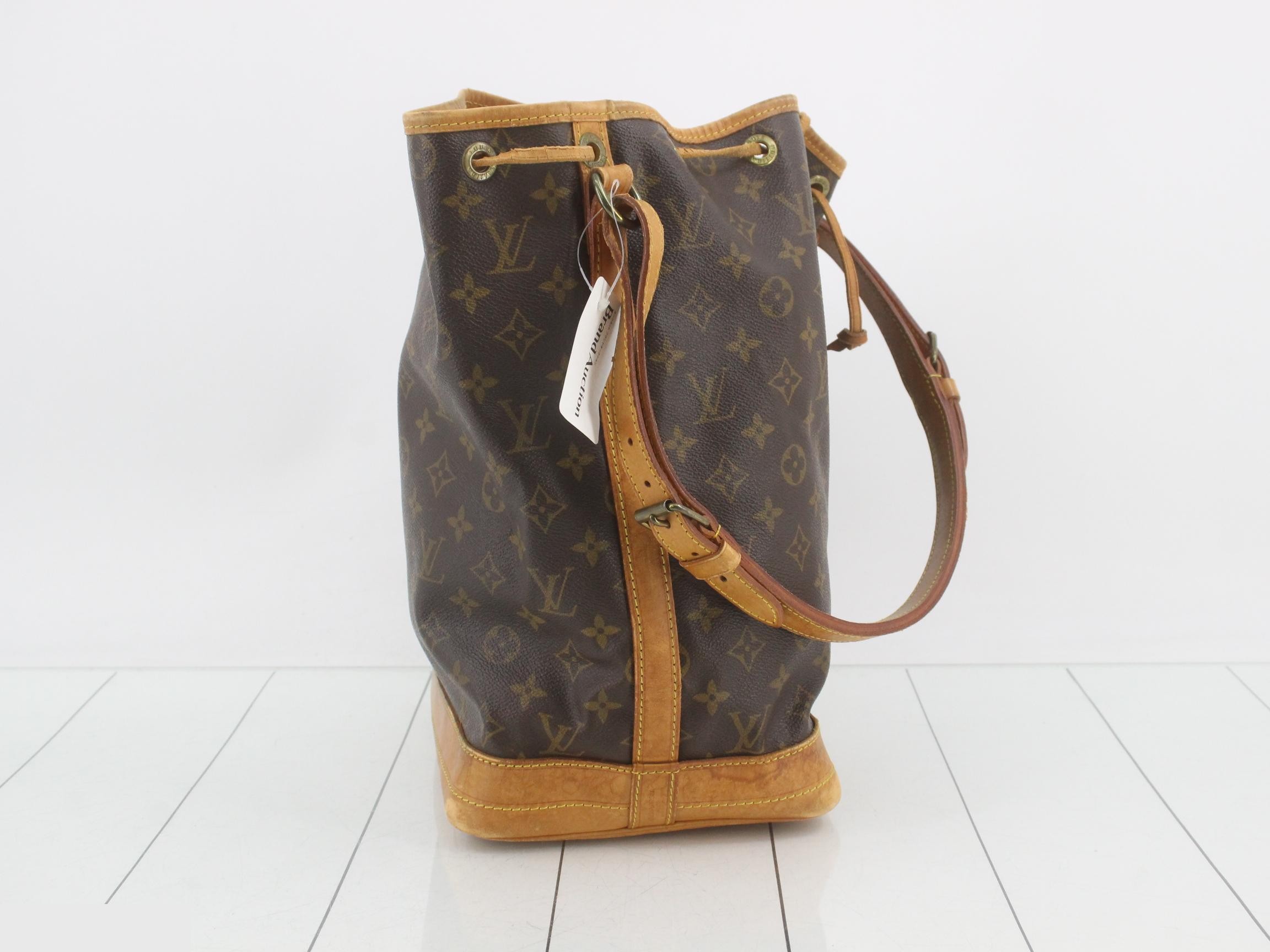Noe Monogram Drawstring Shoulder Bag — view 4