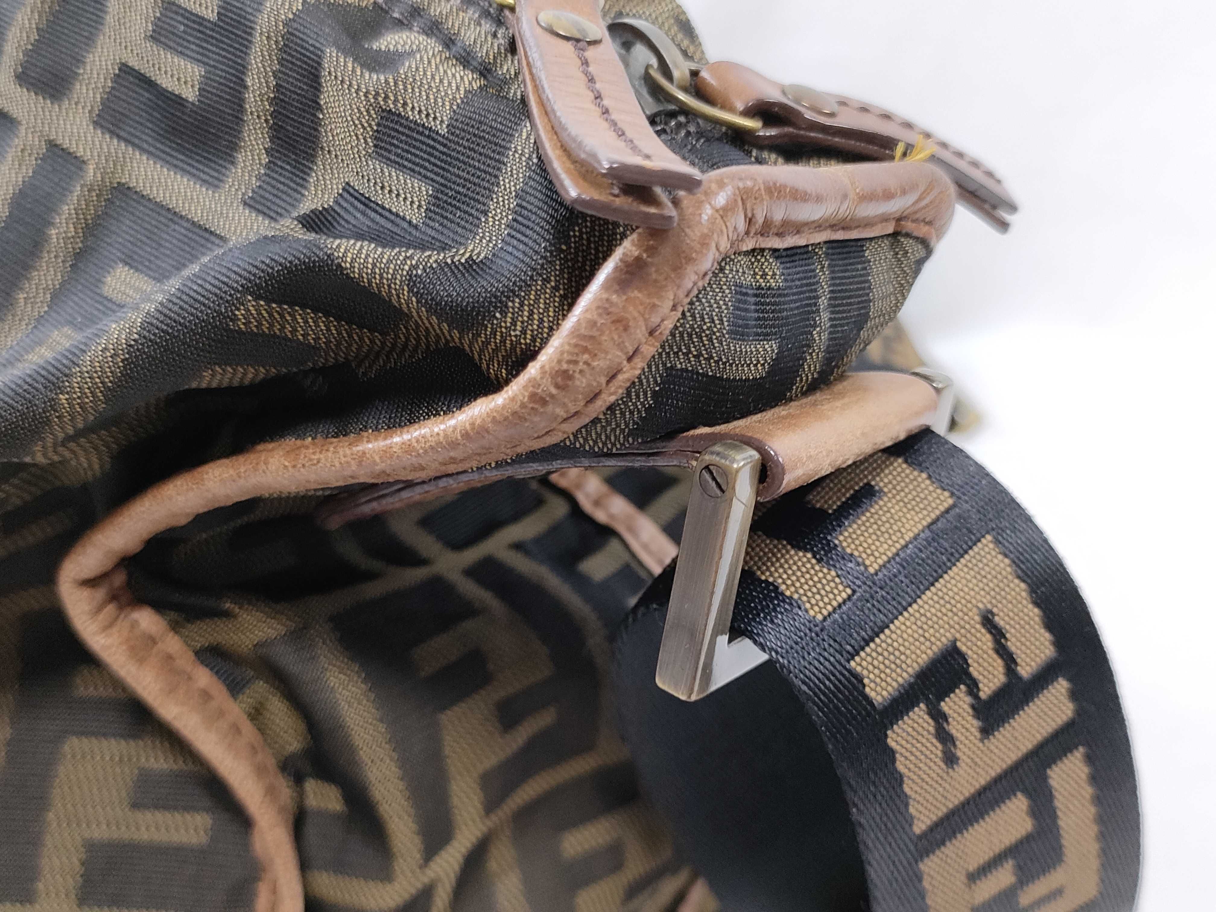 Zucca Logo Shoulder Bag — view 6