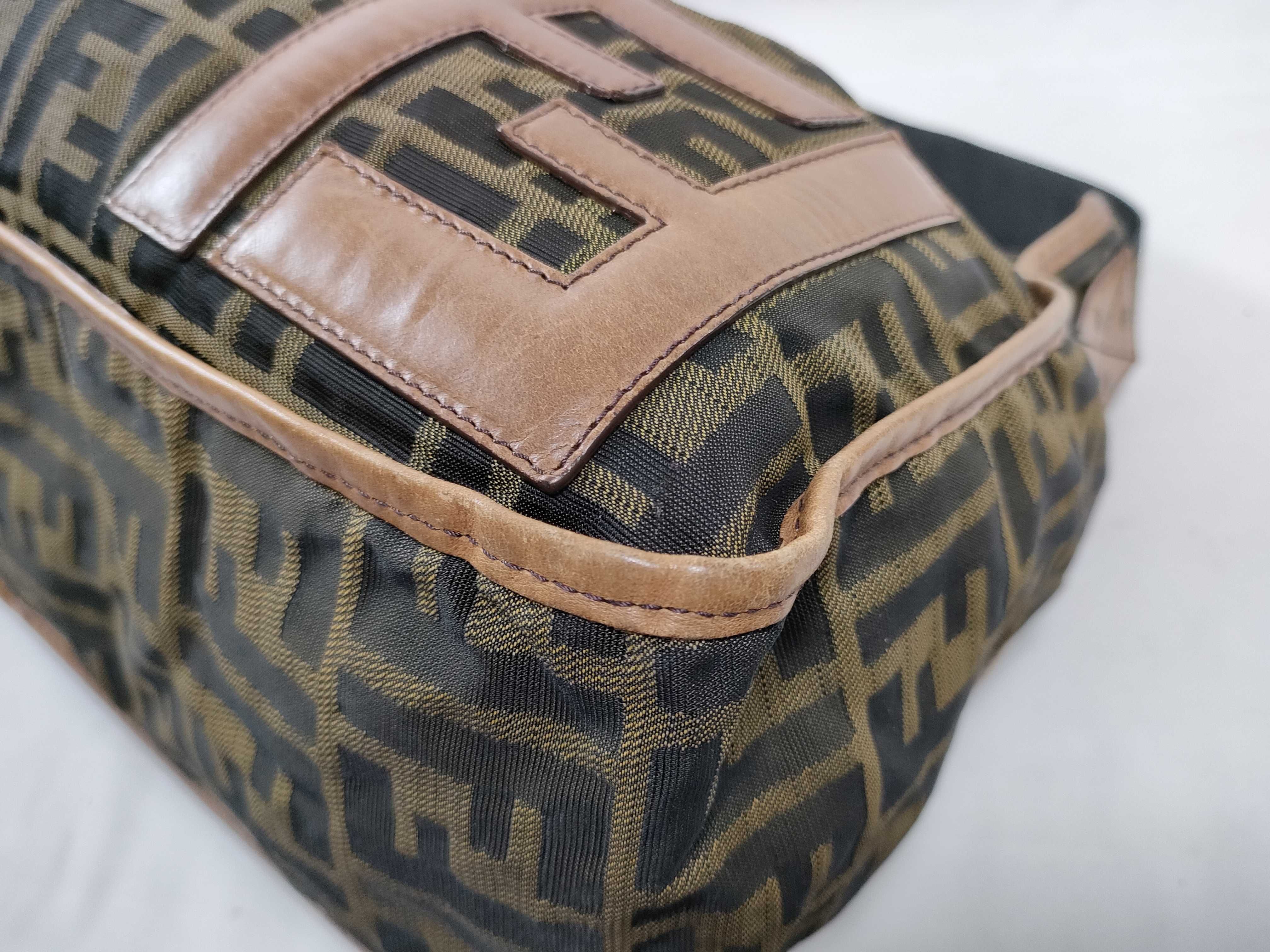 Zucca Logo Shoulder Bag — view 10