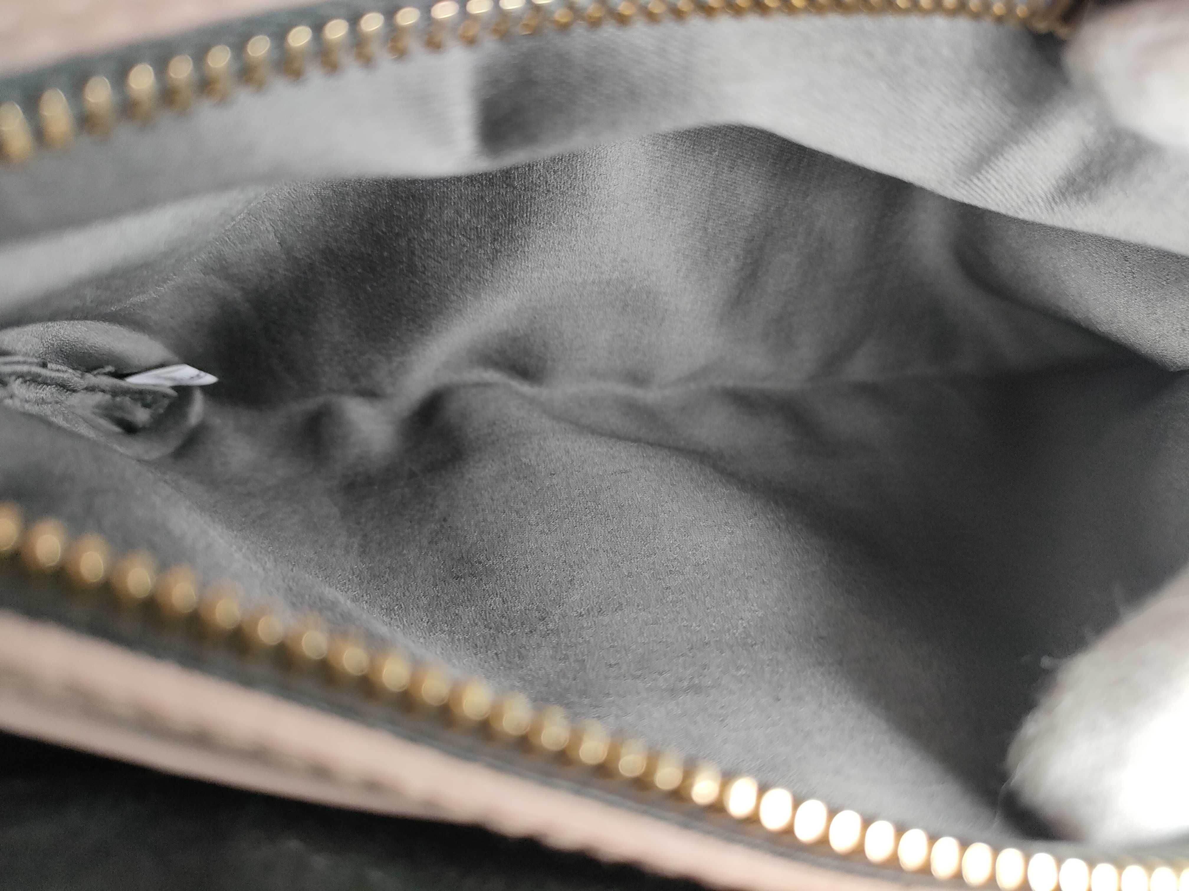 SG- Matelassé Leather 2-Way Handbag Pink — view 13