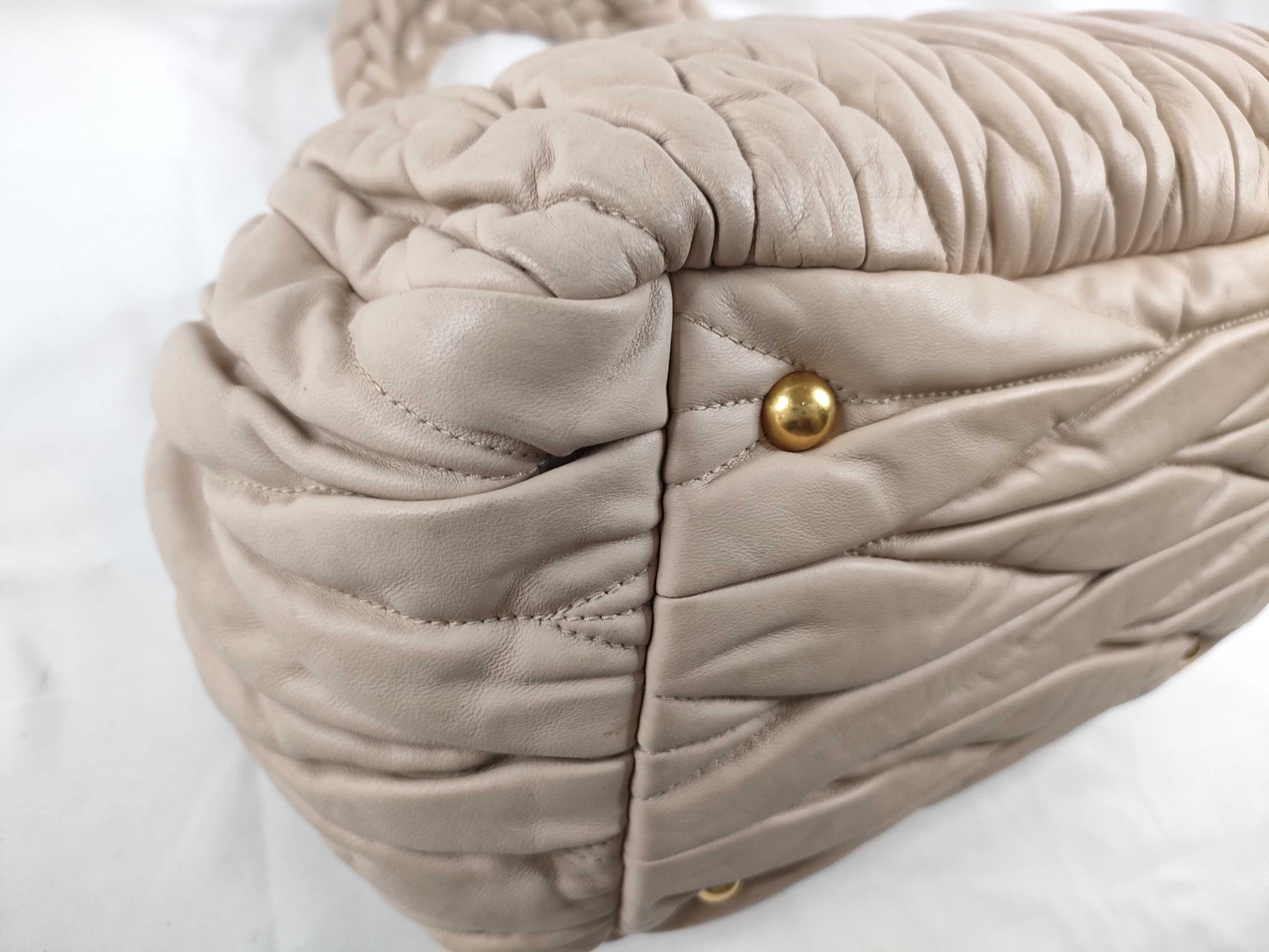 SG- Matelassé Leather 2-Way Handbag Pink — view 3