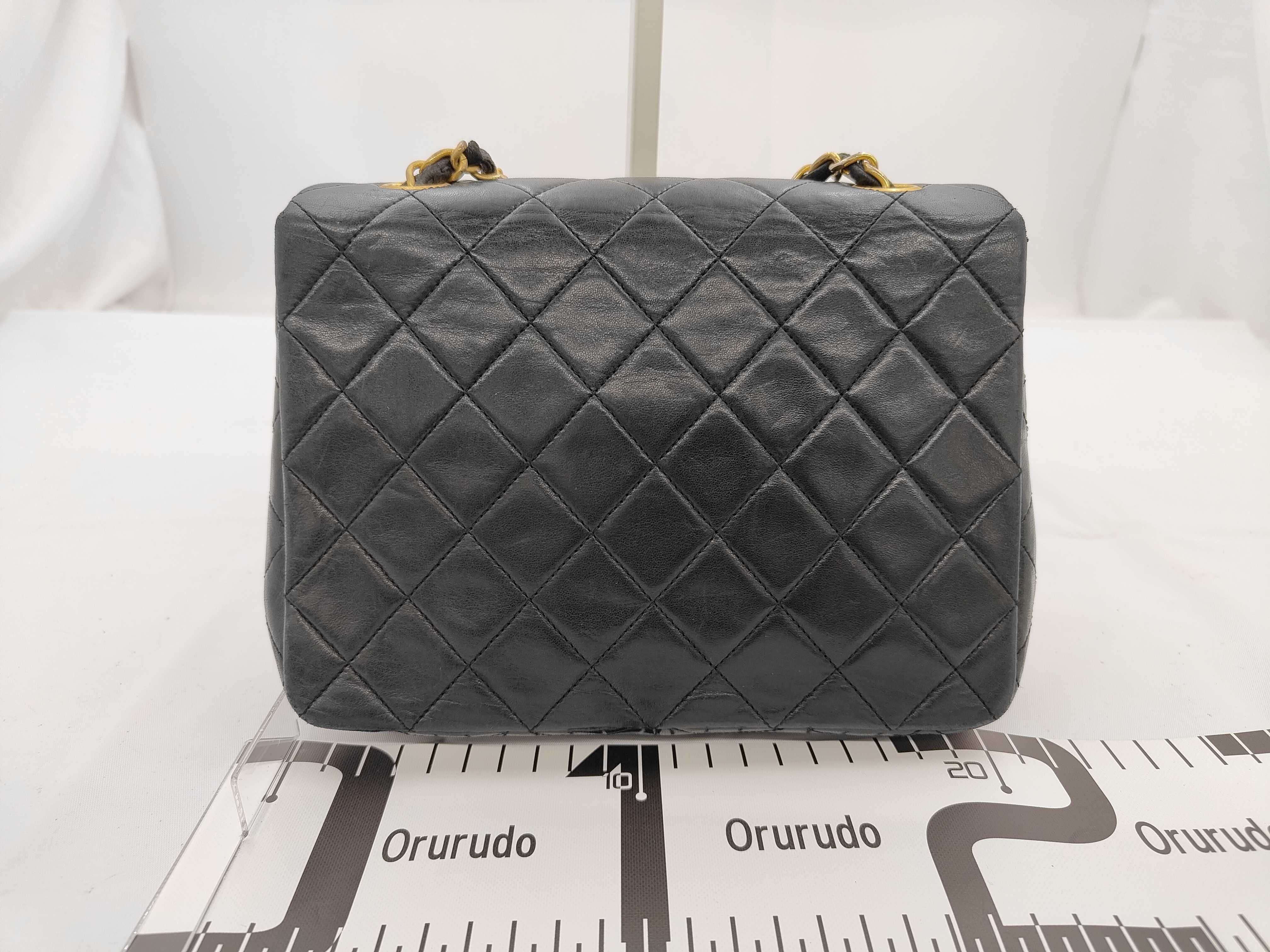 Coco Mark Matelassé Mini Matelassé Chain Shoulder Bag Seal Shoulder Bag — view 2