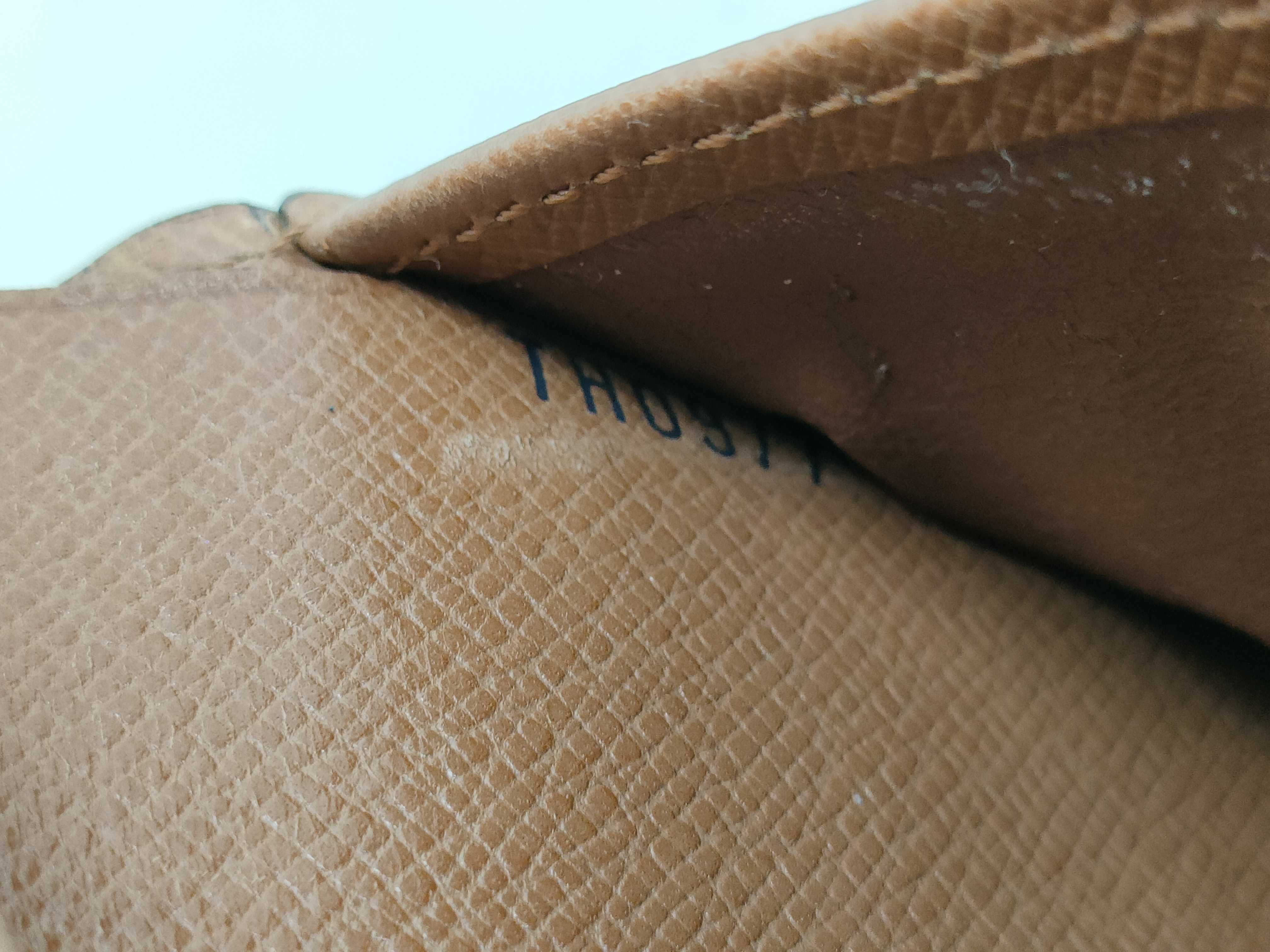 Monogram LV Wallet, Double Snap Closure — view 15