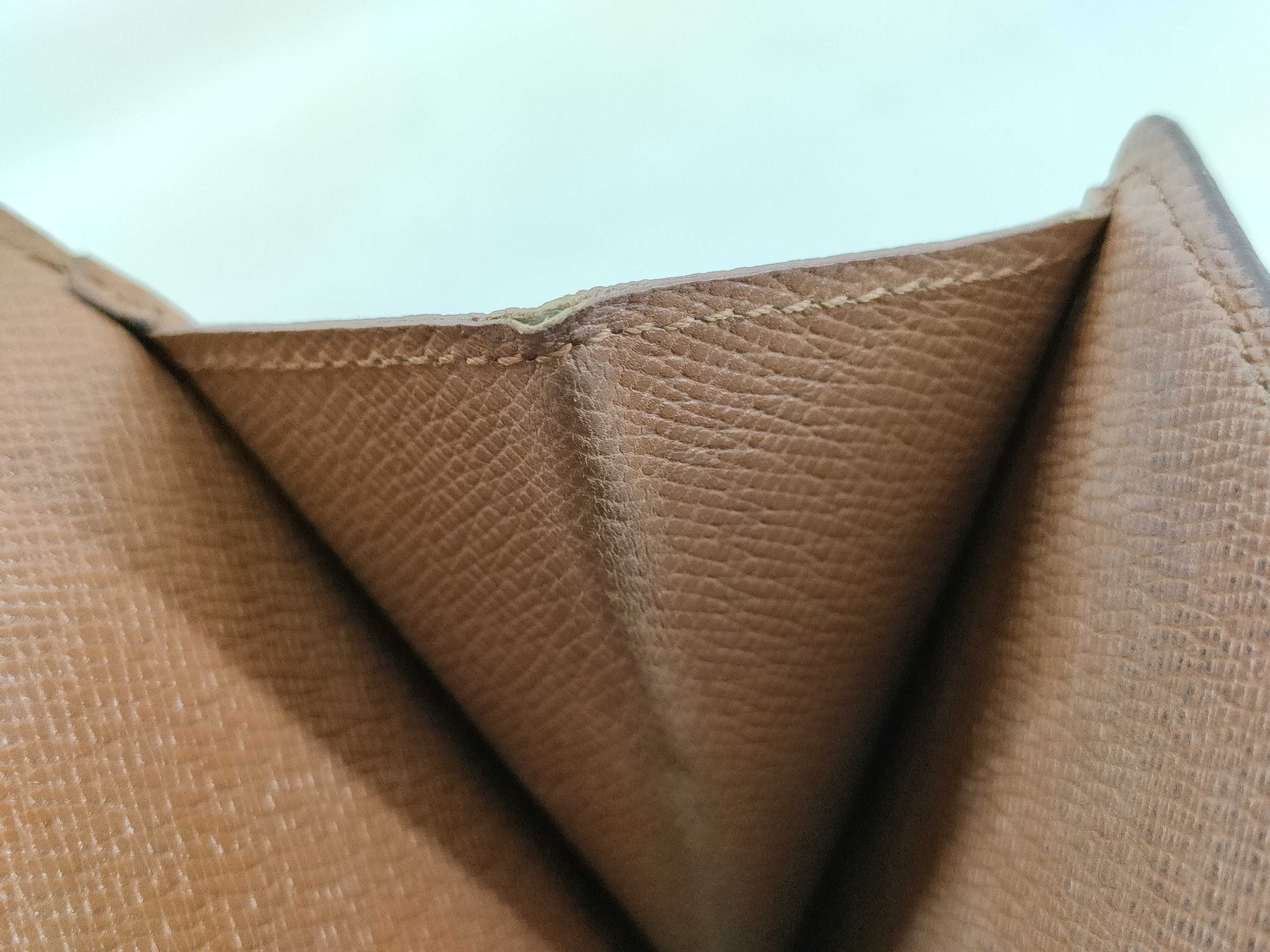 Monogram LV Wallet, Double Snap Closure — view 8