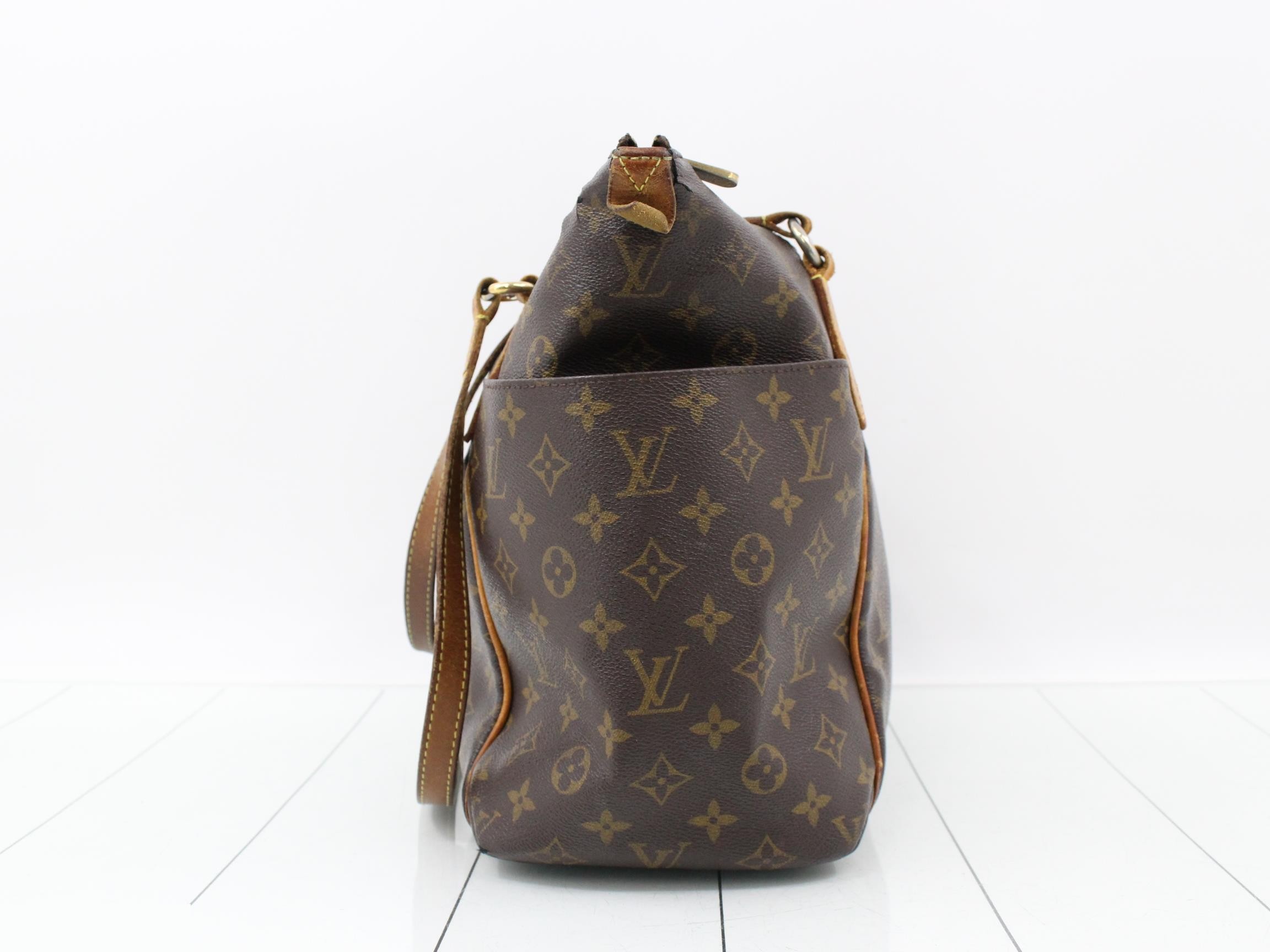 Monogram Totally MM Tote Bag — view 4