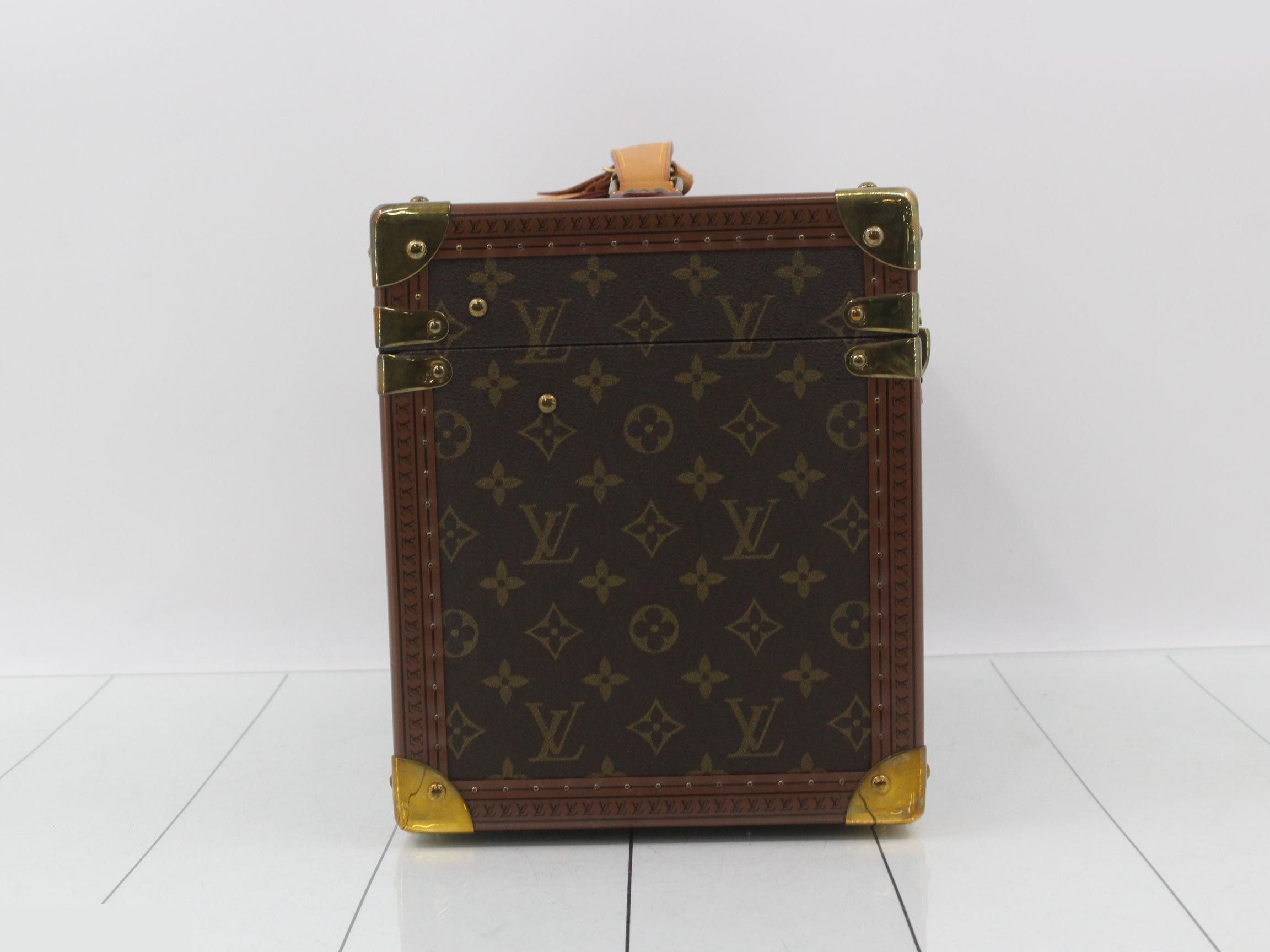 M21826 Boîte Pharmacy Monogram — view 4