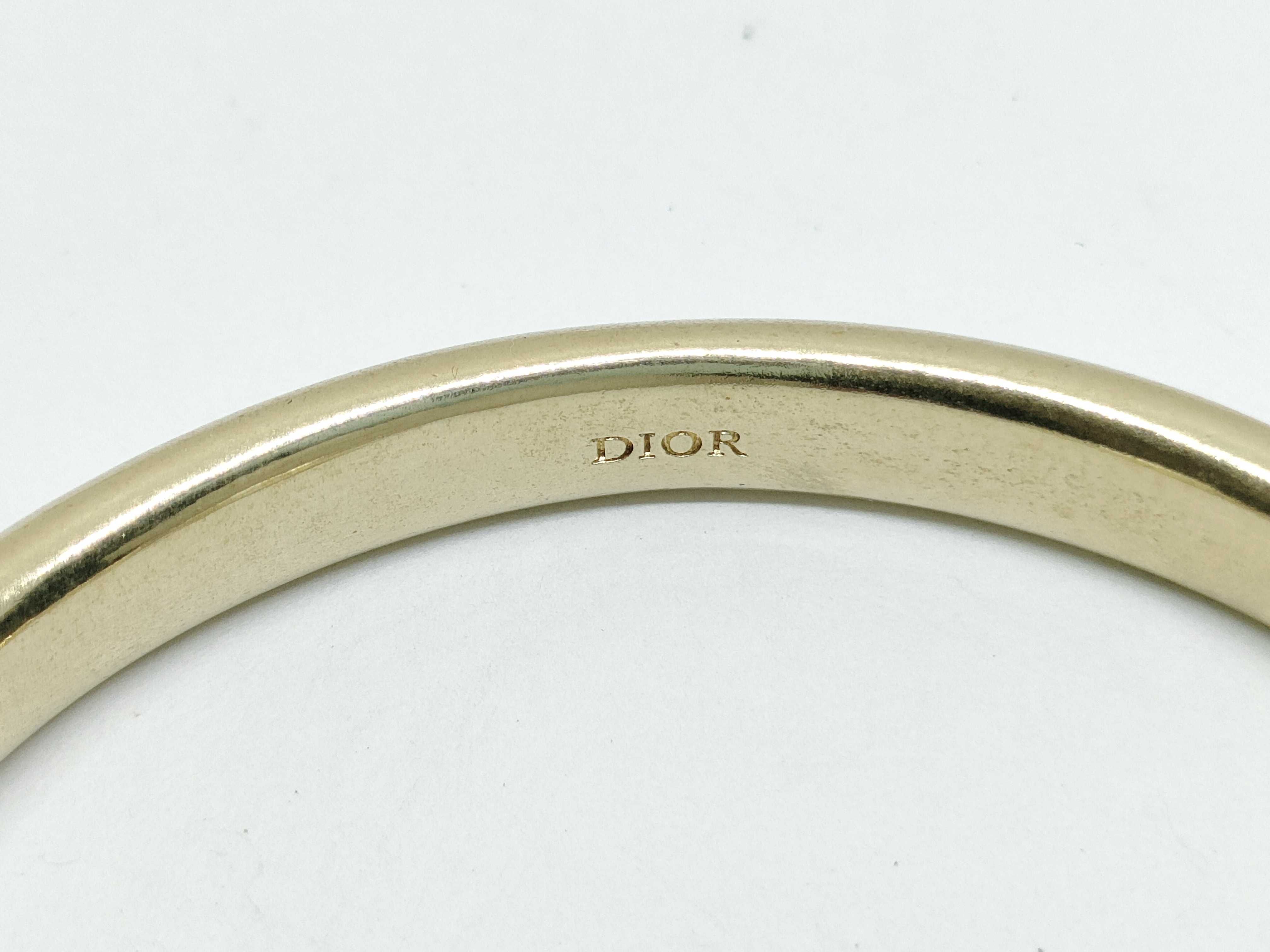 Tribal Star Bangle 24.0g Bracelet/Bangle — view 3