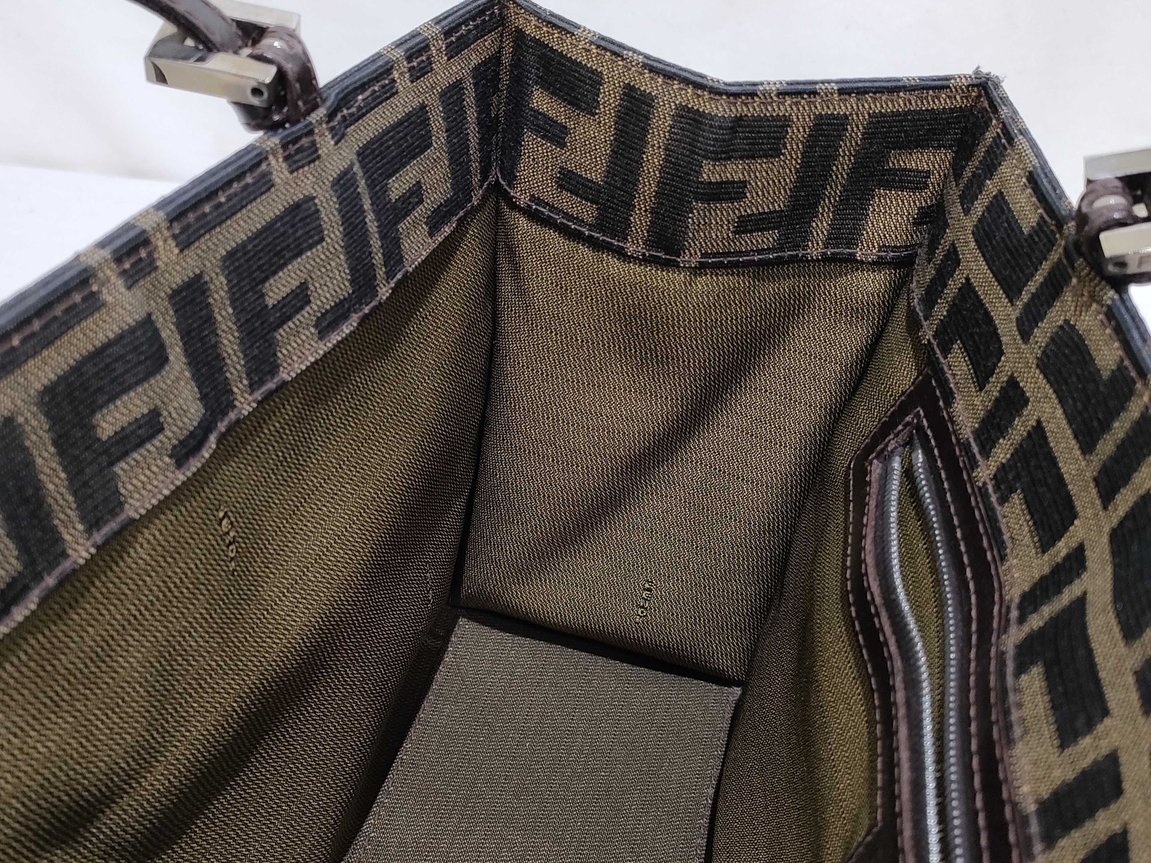 Zucca pattern shoulder bag, Mamma Bucket style, brown shoulder bag. — view 11