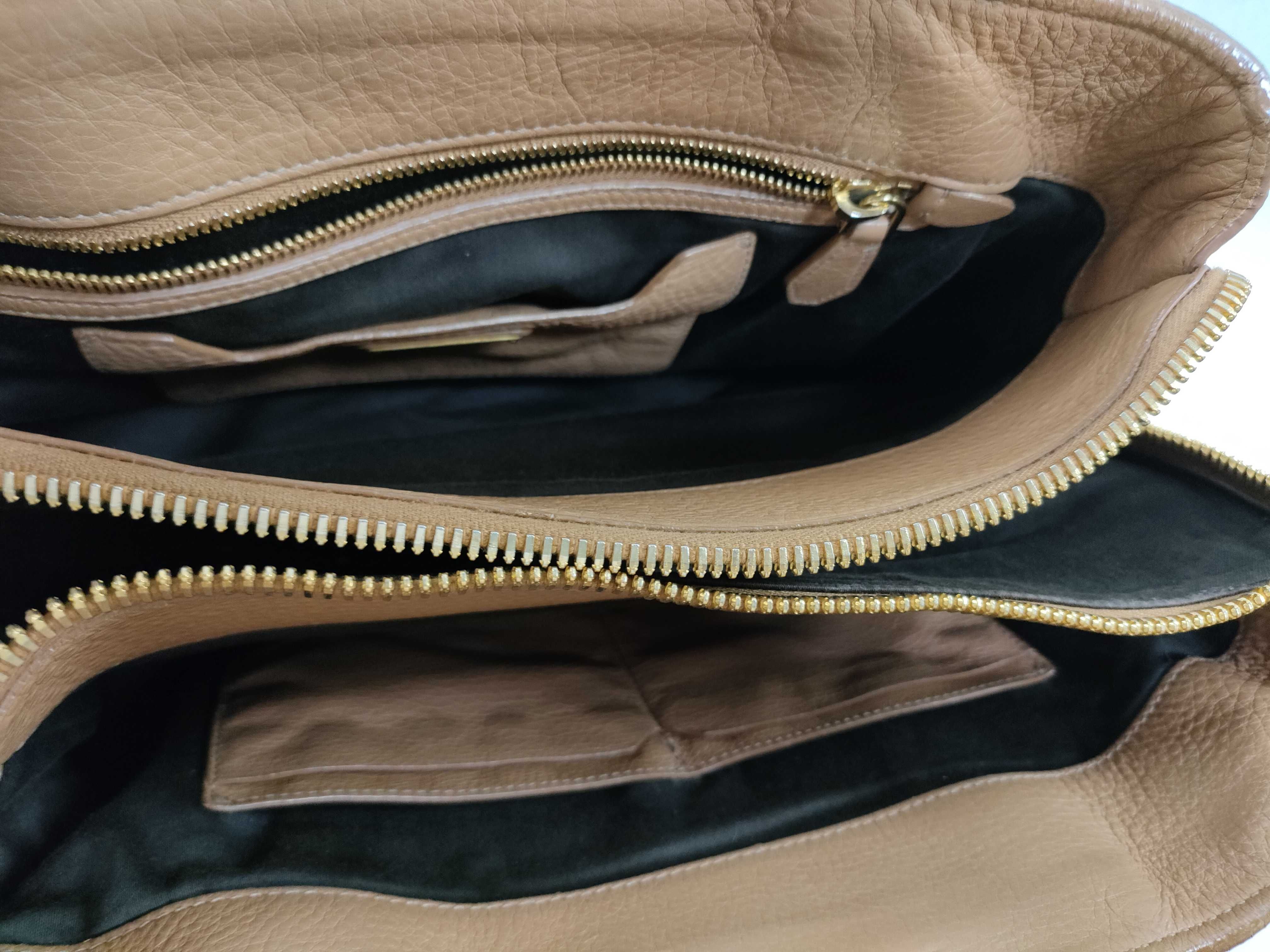Vitello Daino Calfskin Tote Shoulder Bag — view 8
