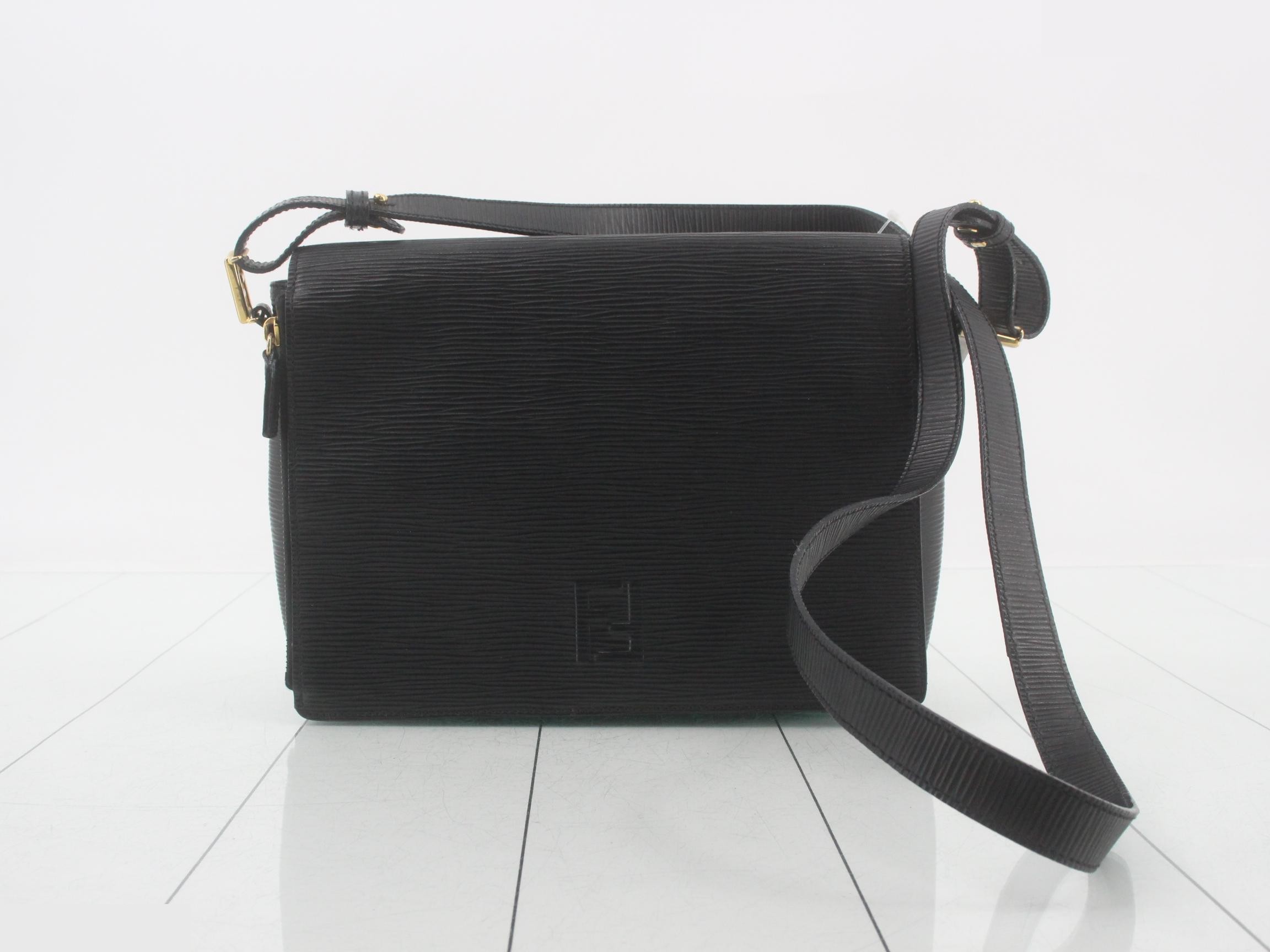 Other lines: Bags and shoulder bags