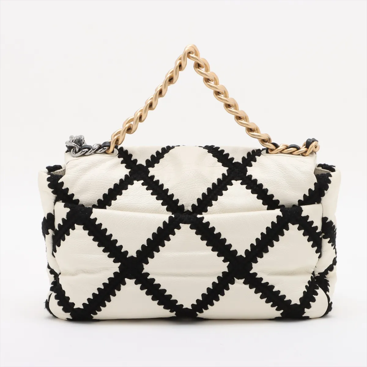 19 Large Leather Chain Shoulder Bag White x Black Gold x Silver Hardware 30921735 30s AS1161 — view 2