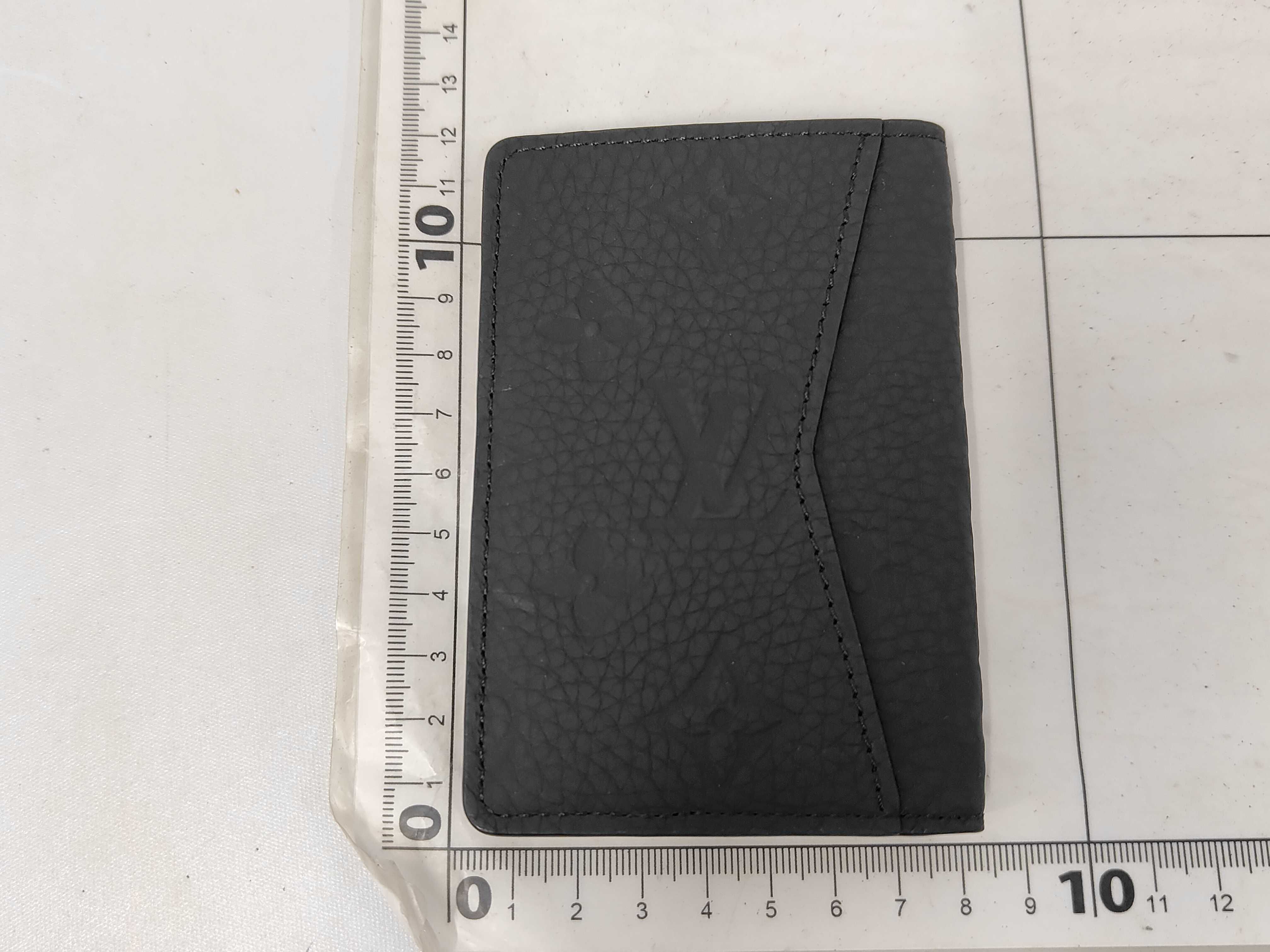 M69044 Organizer de Poche Card Case — view 2
