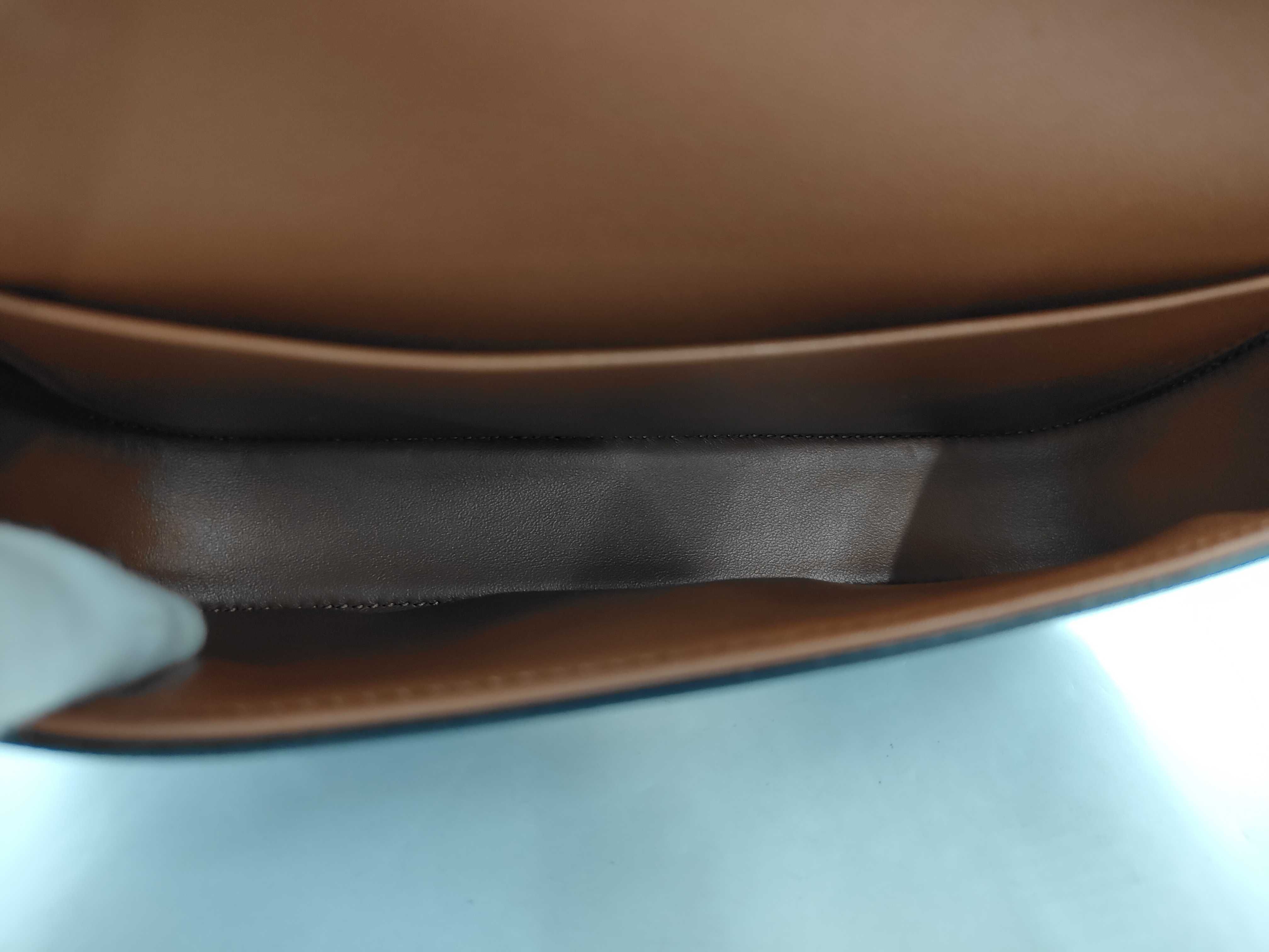 Triomphe Leather Black Shoulder Bag — view 11
