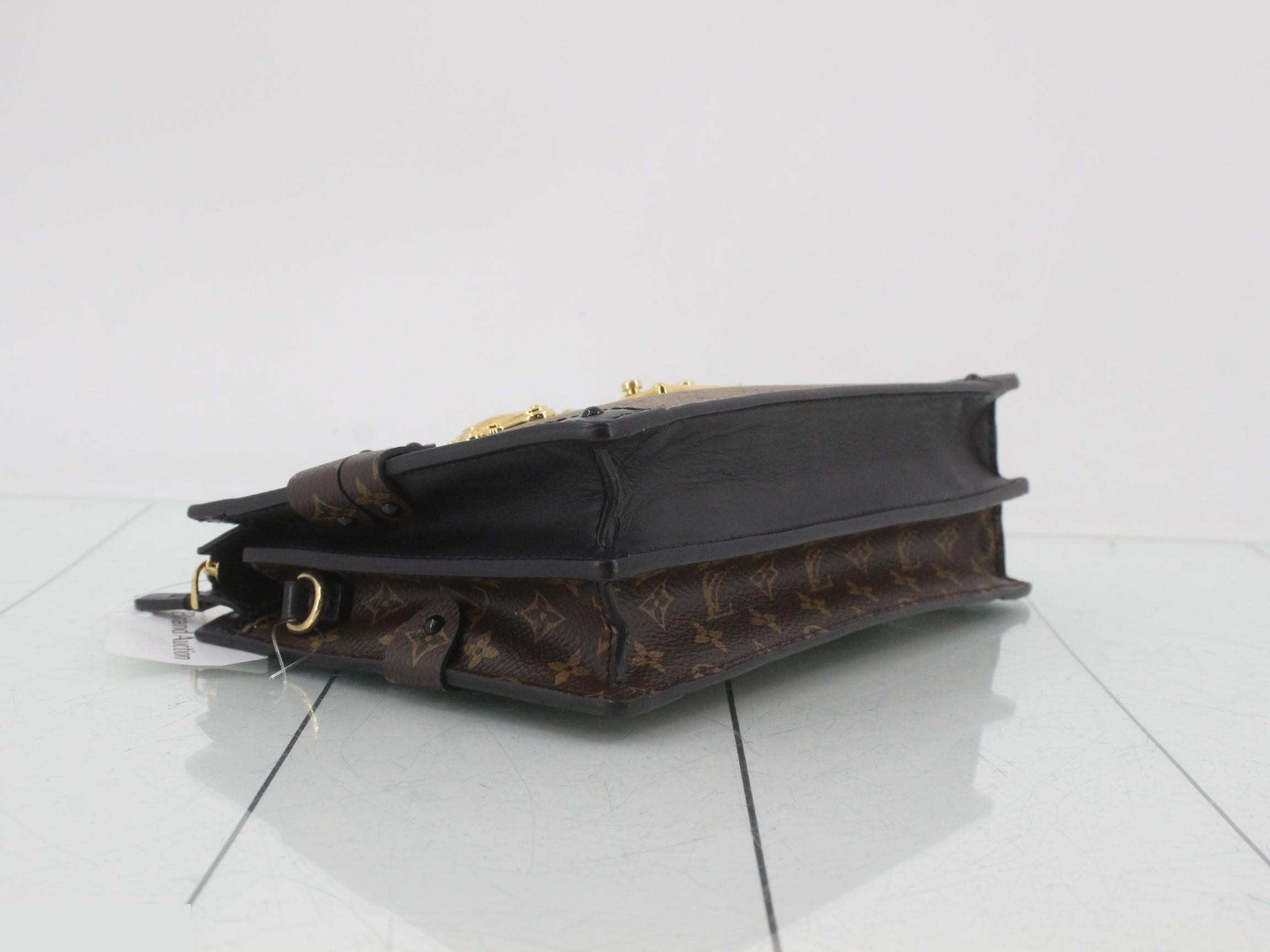 Trunk Shoulder Bag — view 5