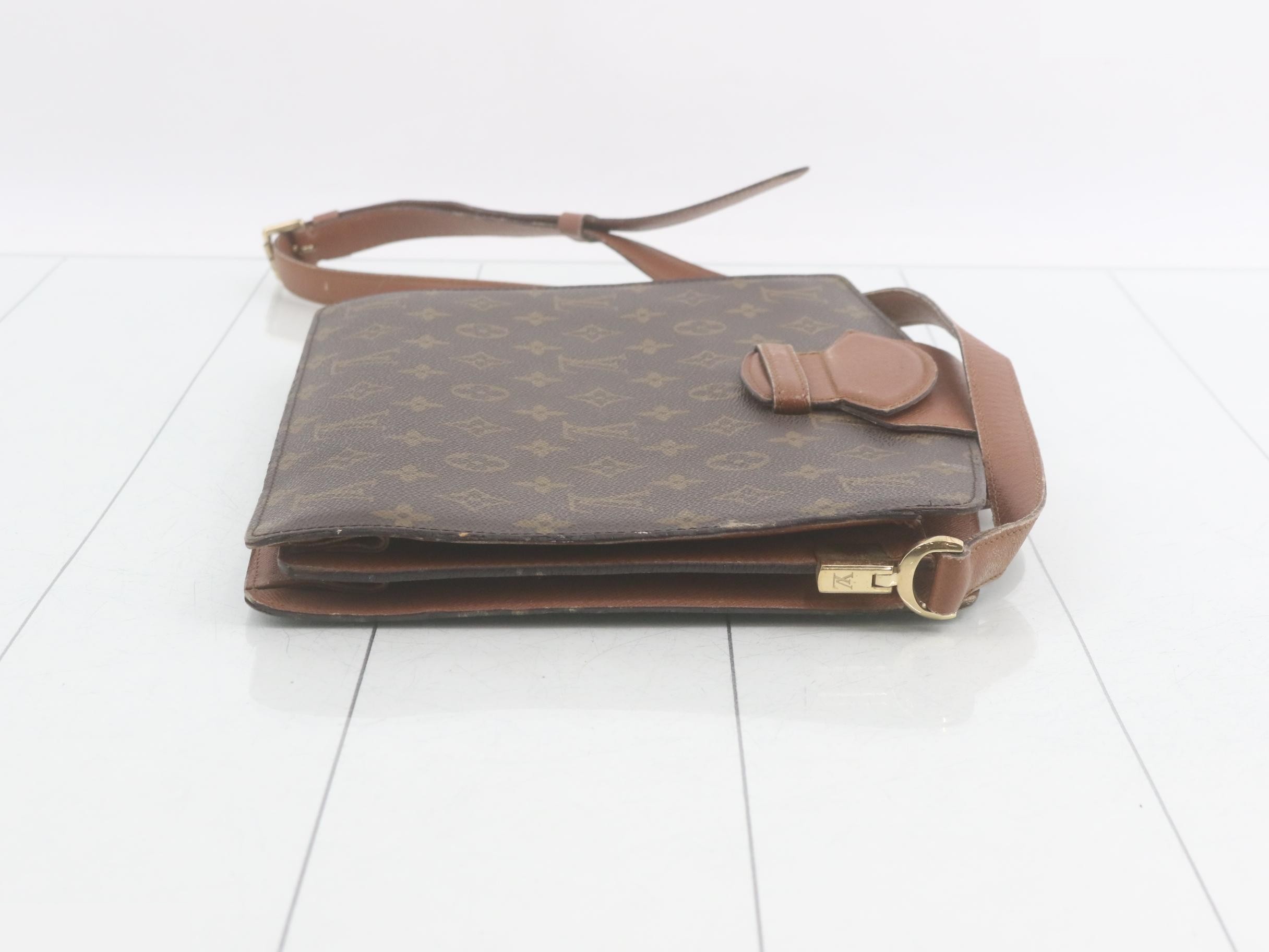 Crucel Brown — view 3