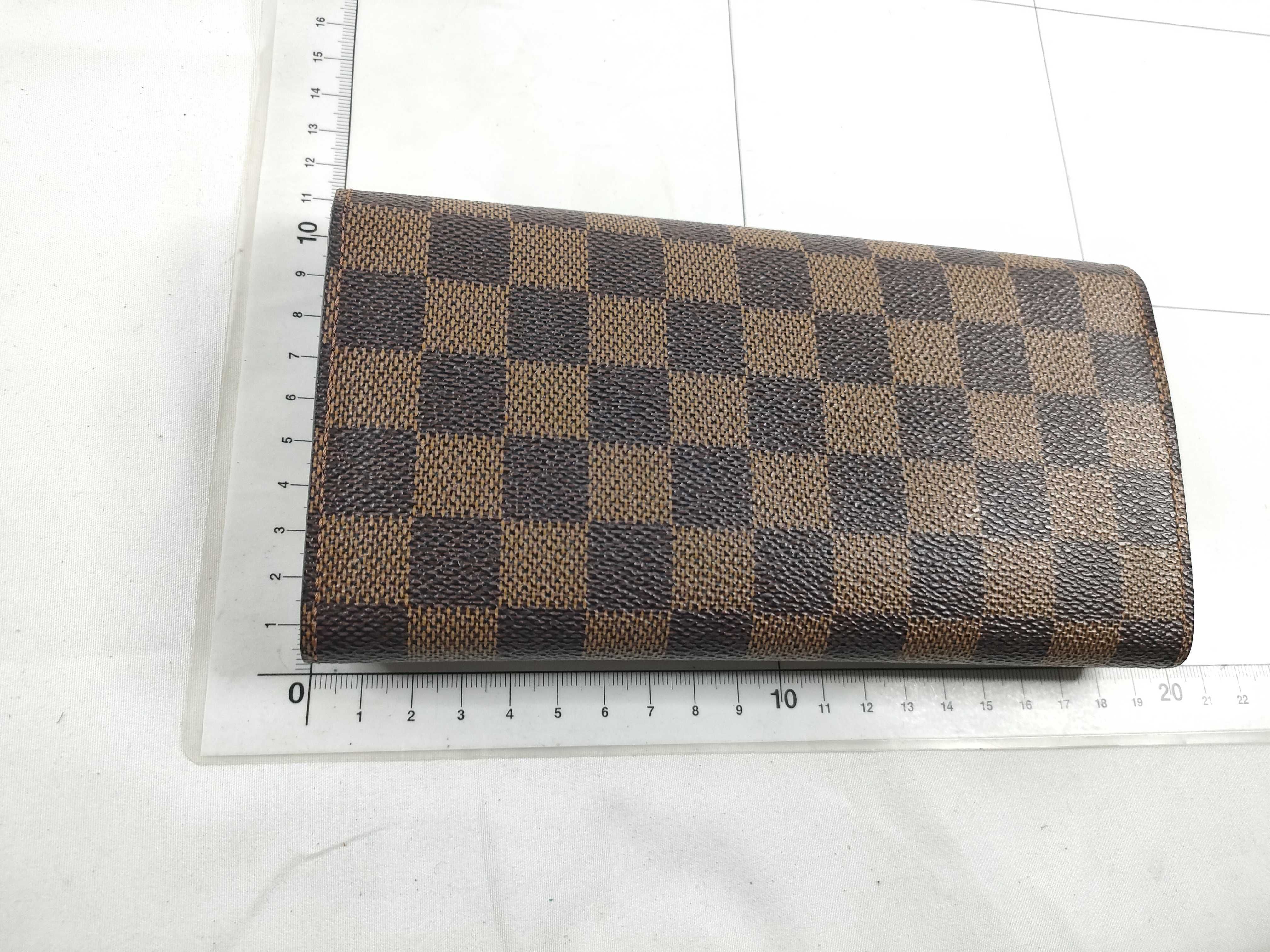 Damier LV Damier Portefeuille Sarah Wallet — view 2